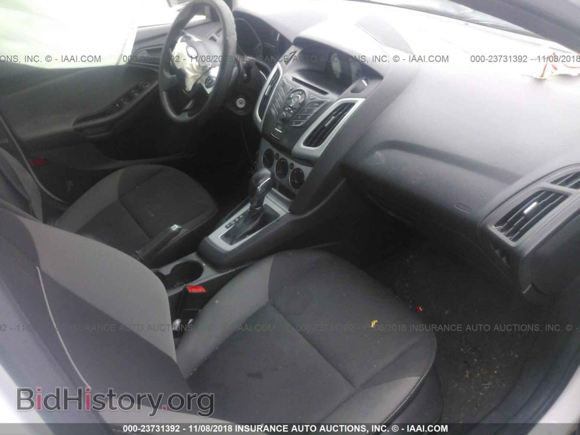2012 Ford Focus - VIN: 1FAHP3F23CL105844 - Photo 5