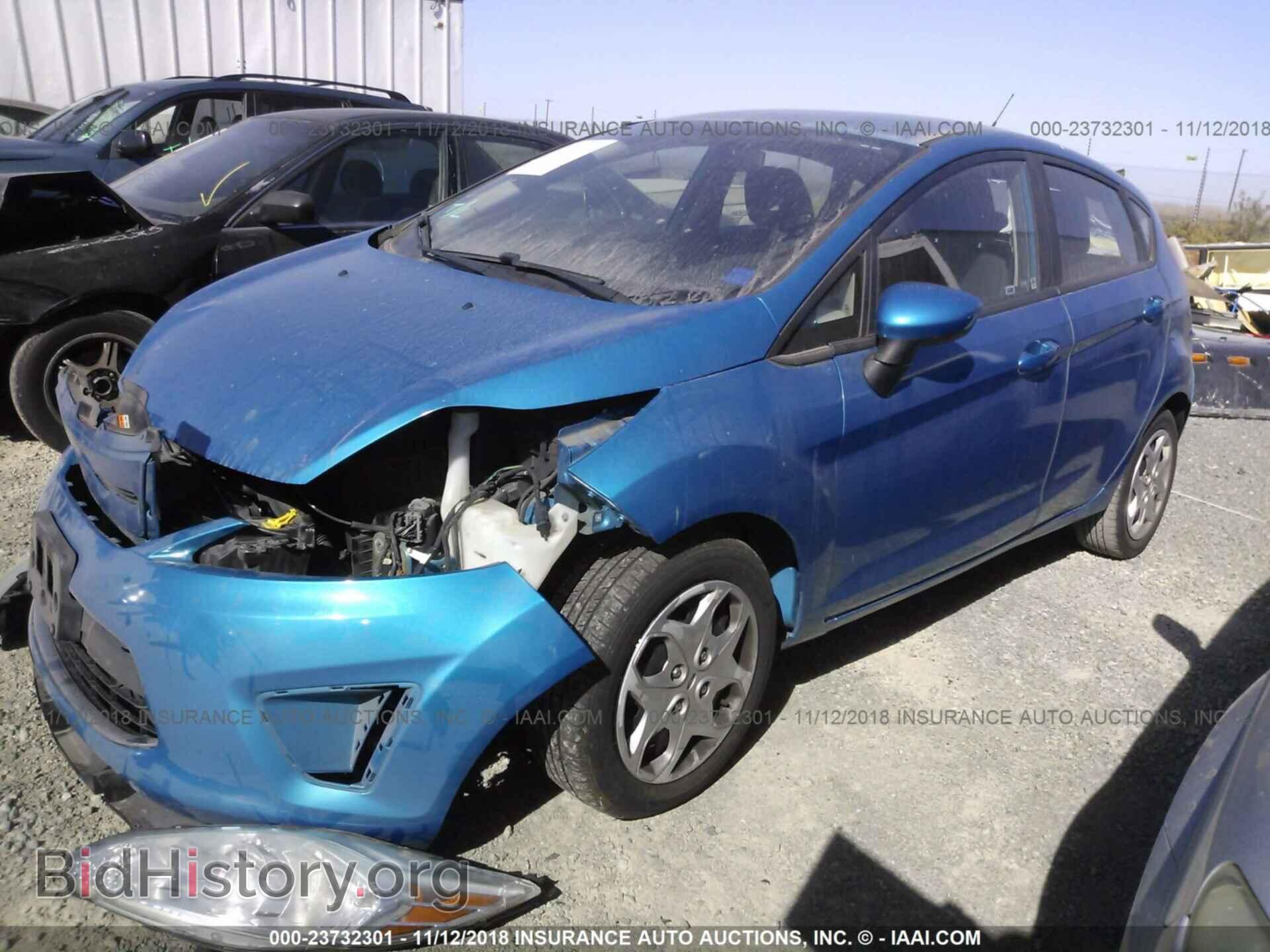 2012 Ford Fiesta - VIN: 3FADP4EJ4CM102897 - Фото 2