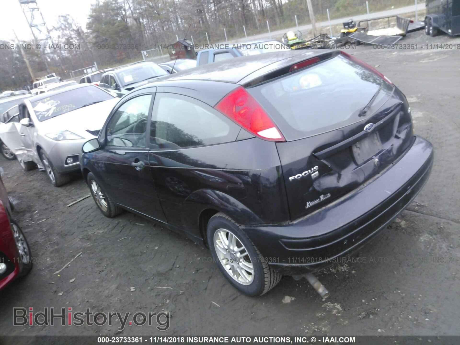 2005 FORD FOCUS - VIN: 3FAFP31NX5R100122 - Фото 3