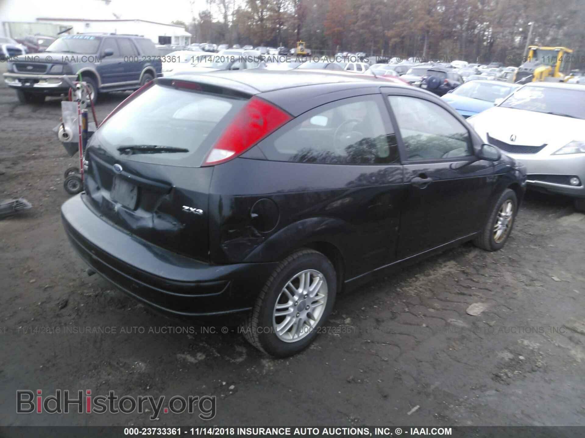 2005 FORD FOCUS - VIN: 3FAFP31NX5R100122 - Фото 4
