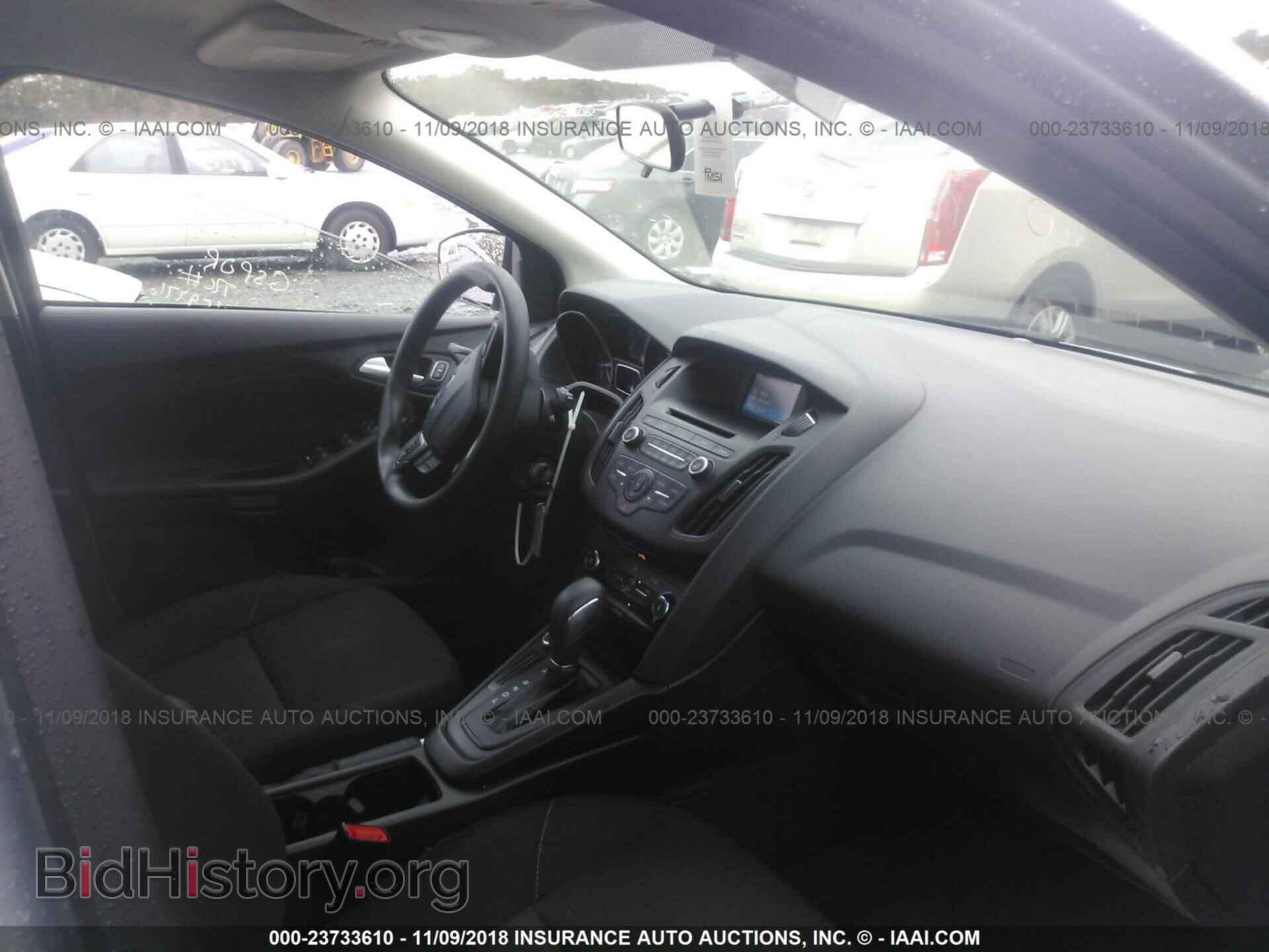 2017 Ford Focus - VIN: 1FADP3K21HL259612 - Фото 5