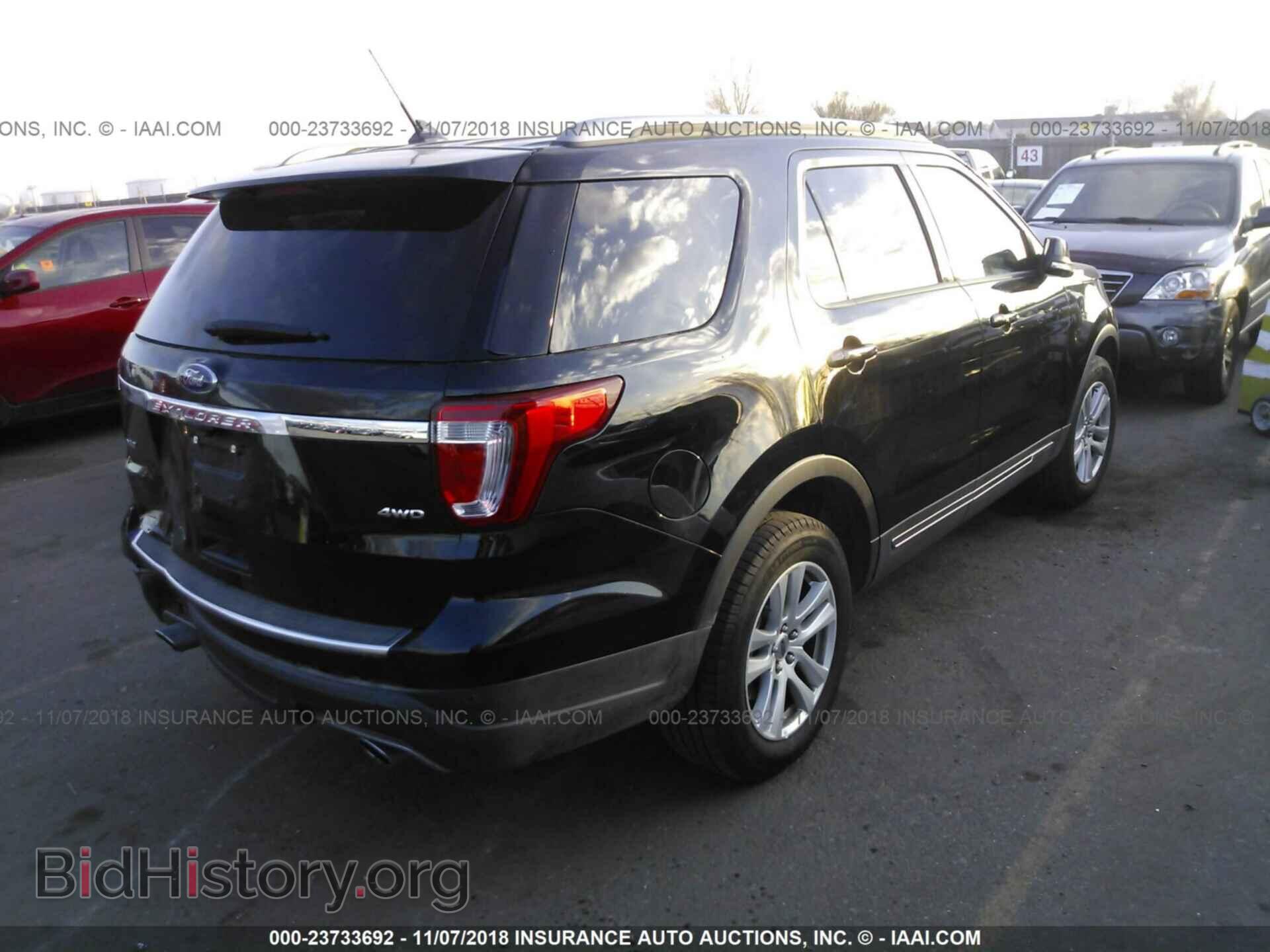 2018 Ford Explorer - VIN: 1FM5K8D85JGB93653 - Photo 4