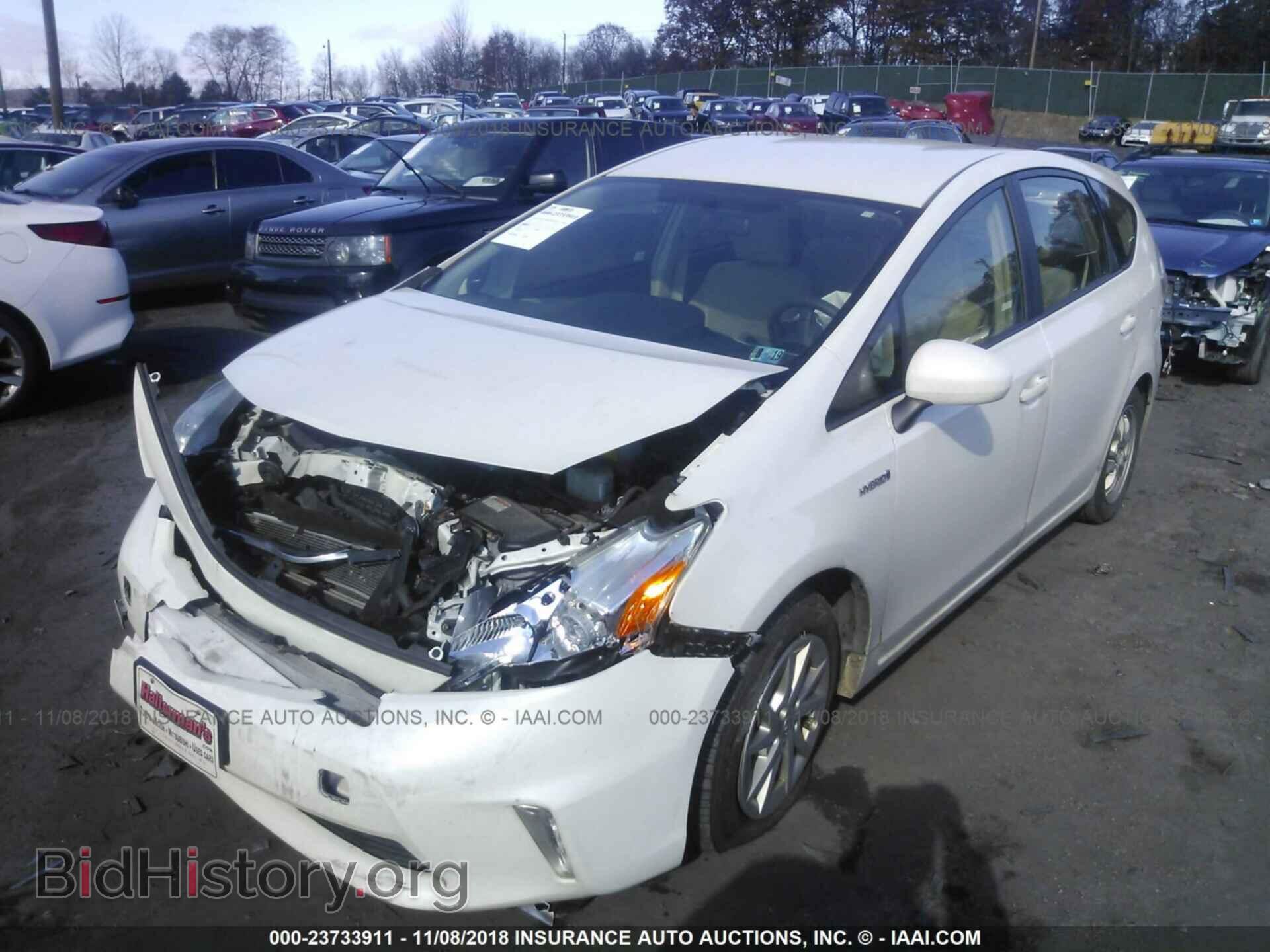 2013 TOYOTA PRIUS V - VIN: JTDZN3EU8D3242335 - Фото 2