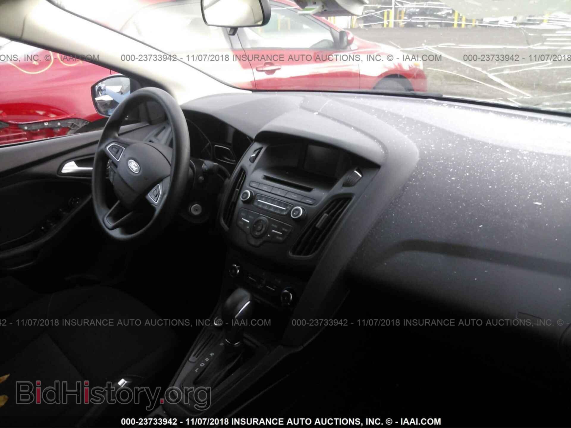 2017 Ford Focus - VIN: 1FADP3F29HL267564 - Фото 5