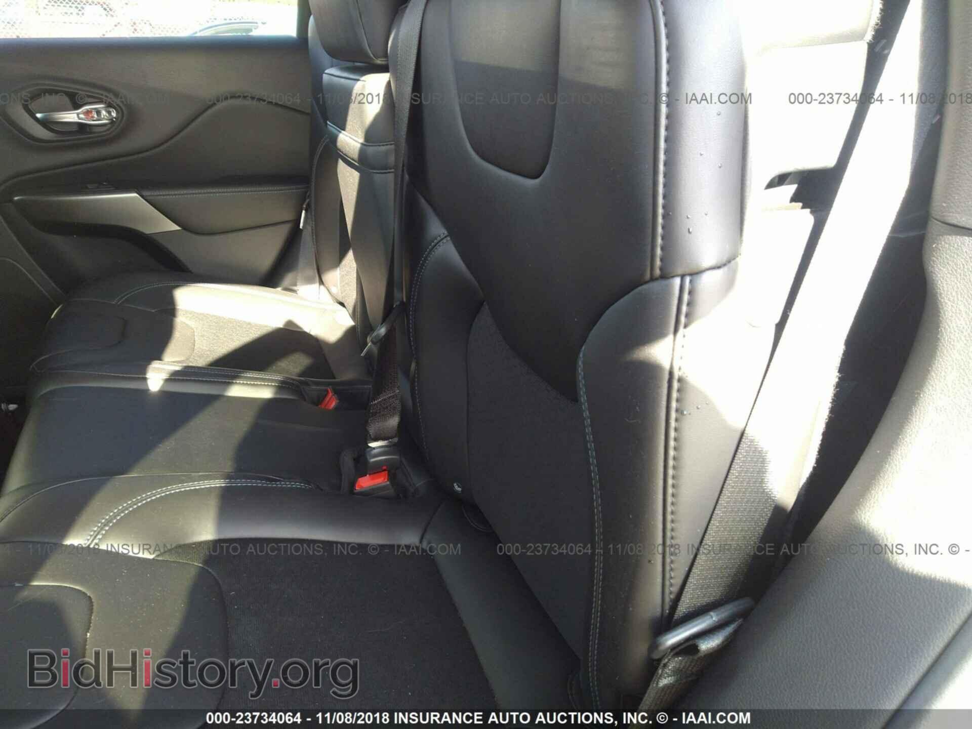 2019 JEEP CHEROKEE - VIN: 1C4PJMLB0KD104385 - Photo 8