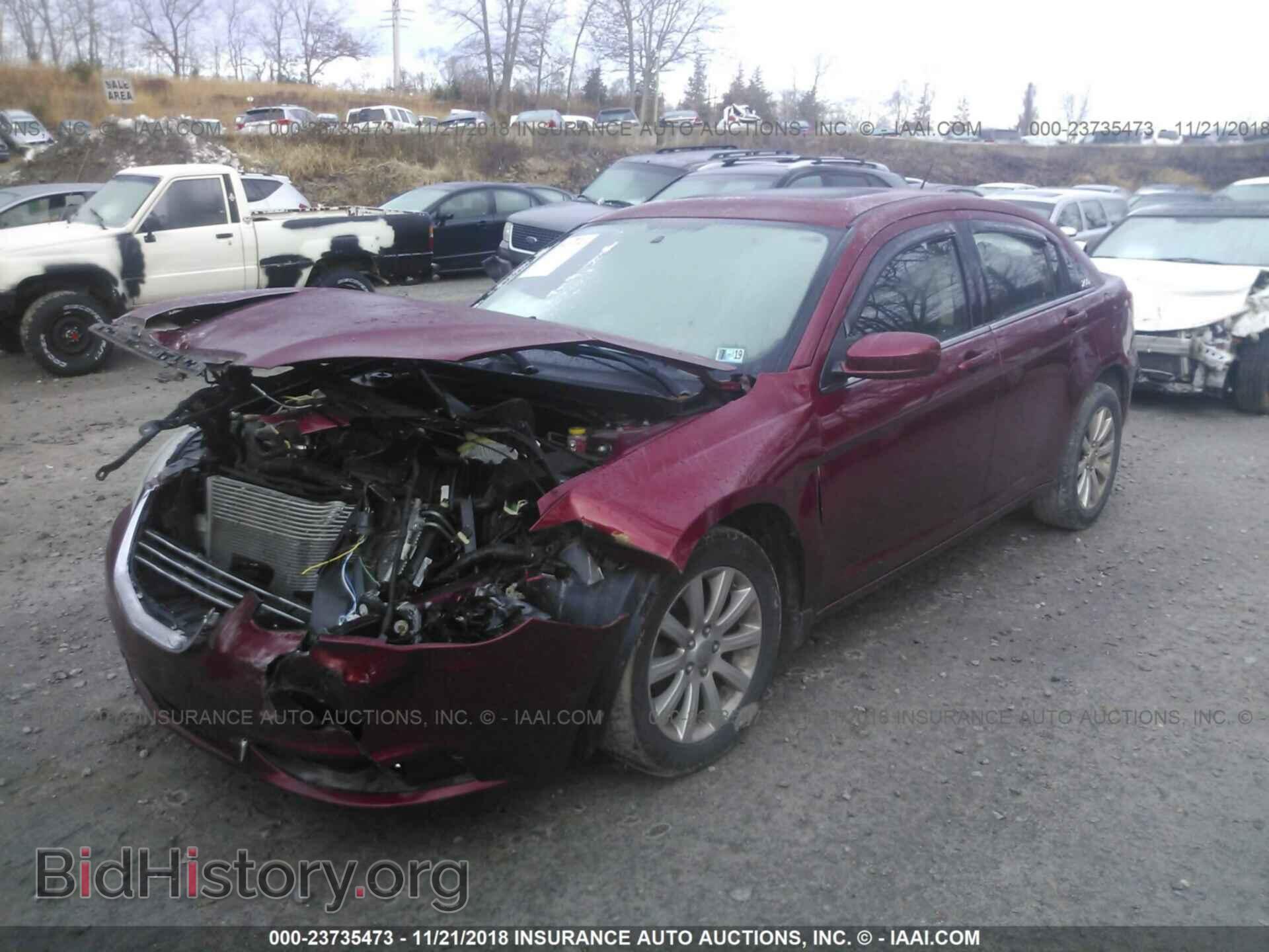 2012 CHRYSLER 200 - VIN: 1C3CCBBB0CN107138 - Фото 2