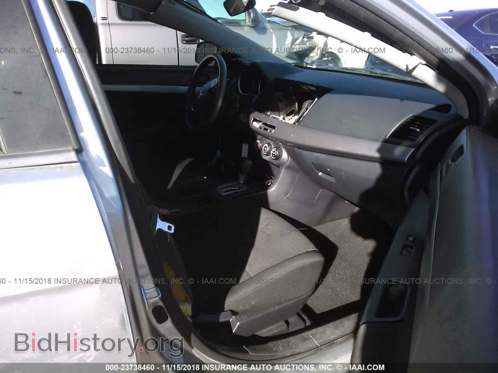 2011 Mitsubishi Lancer - VIN: JA32U2FU7BU013146 - Фото 5