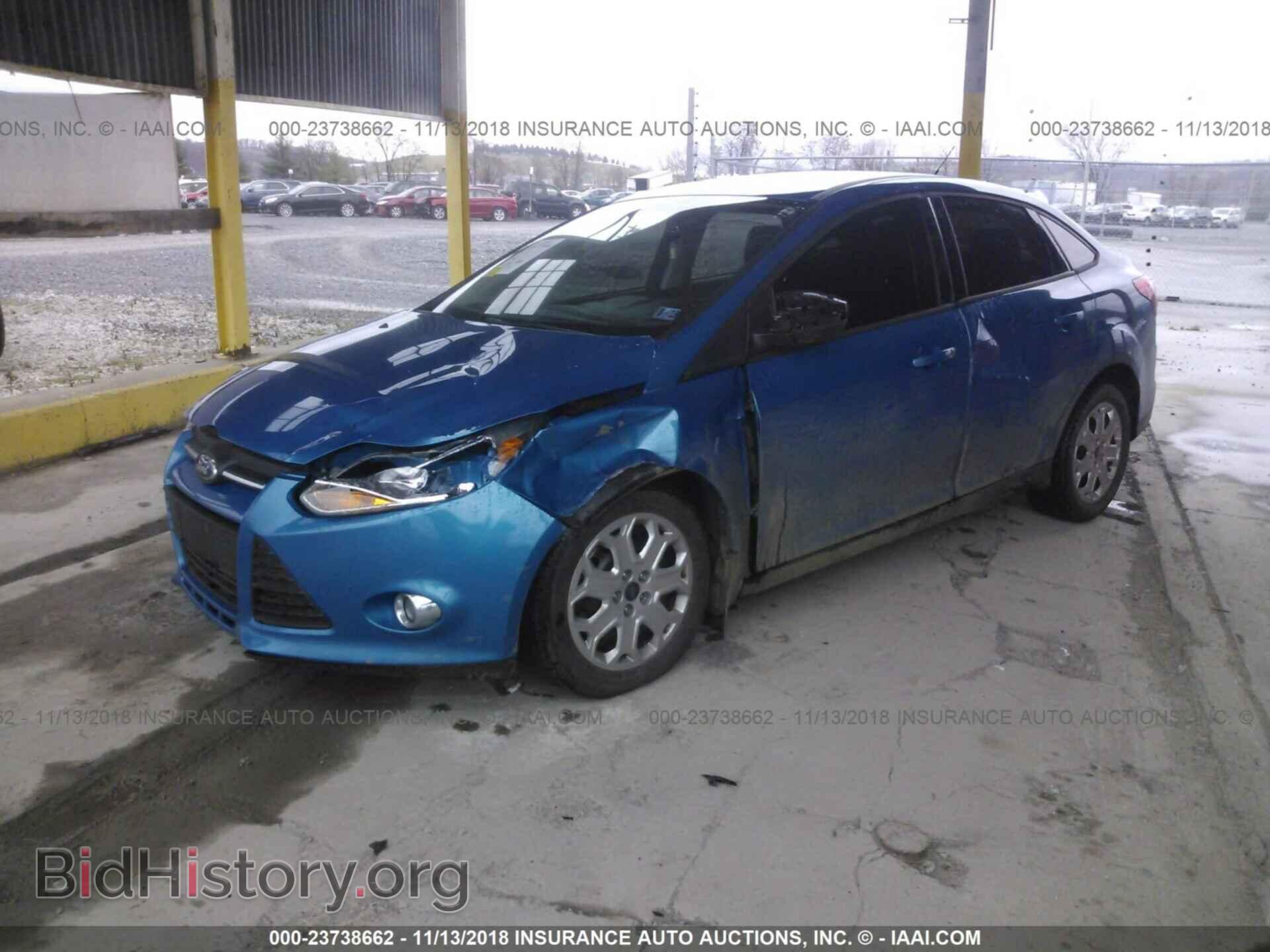 2012 Ford Focus - VIN: 1FAHP3F25CL255583 - Photo 2