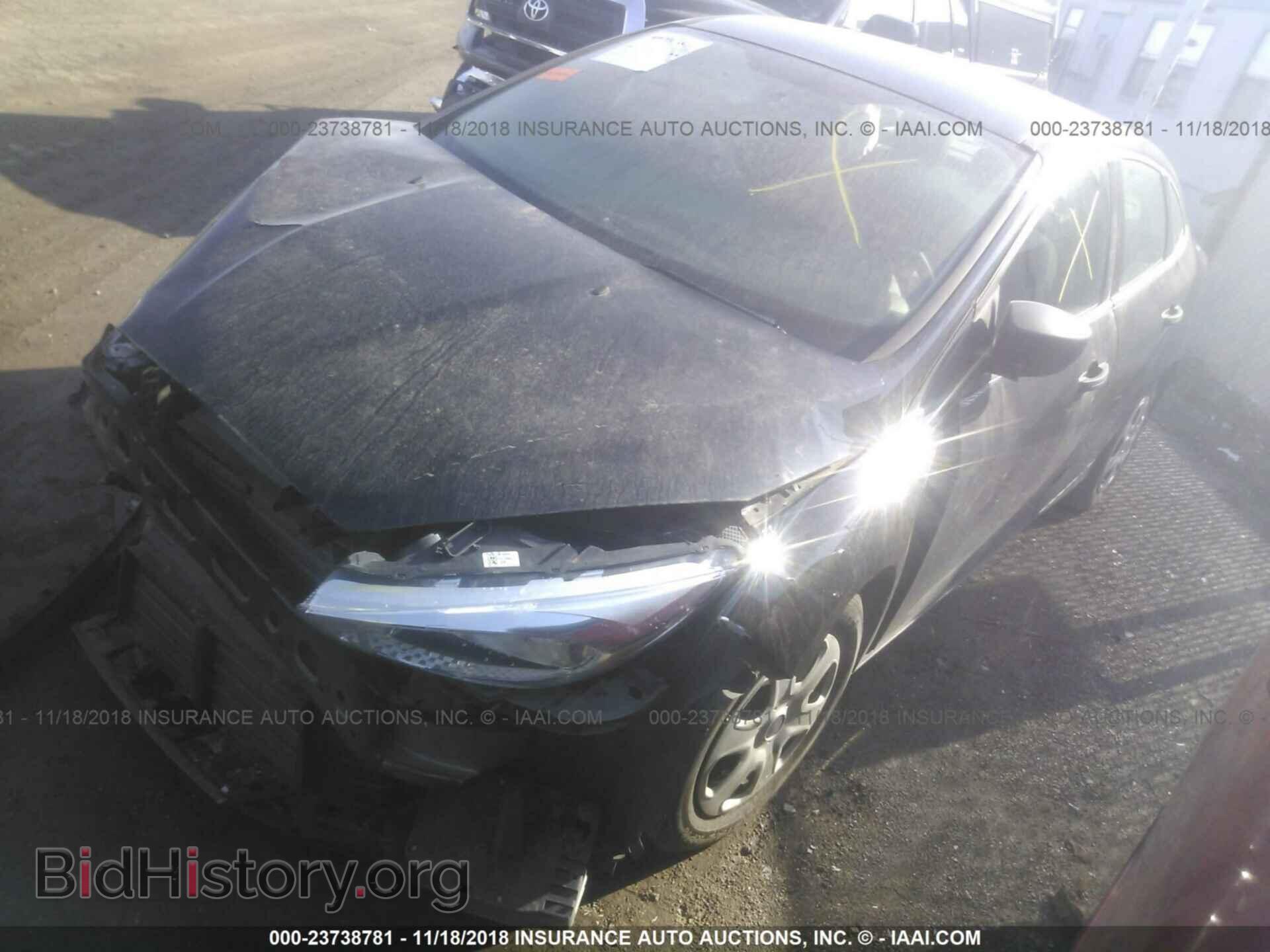 2017 FORD FOCUS - VIN: 1FADP3E23HL229149 - Фото 2