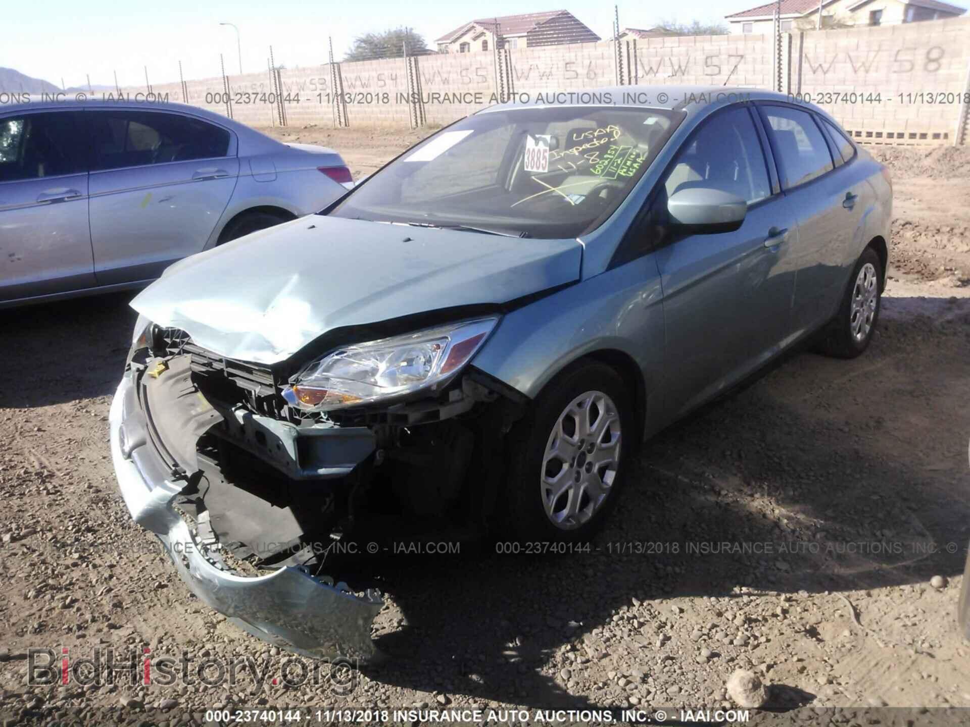 2012 Ford Focus - VIN: 1FAHP3F2XCL173588 - Фото 2