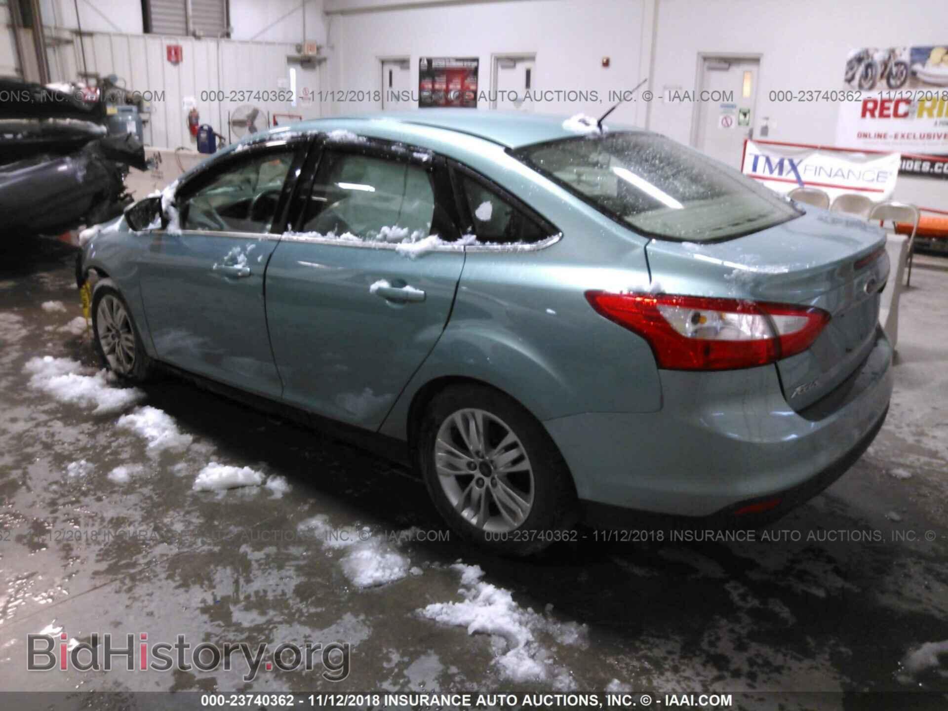 2012 Ford Focus - VIN: 1FAHP3H24CL142074 - Photo 3