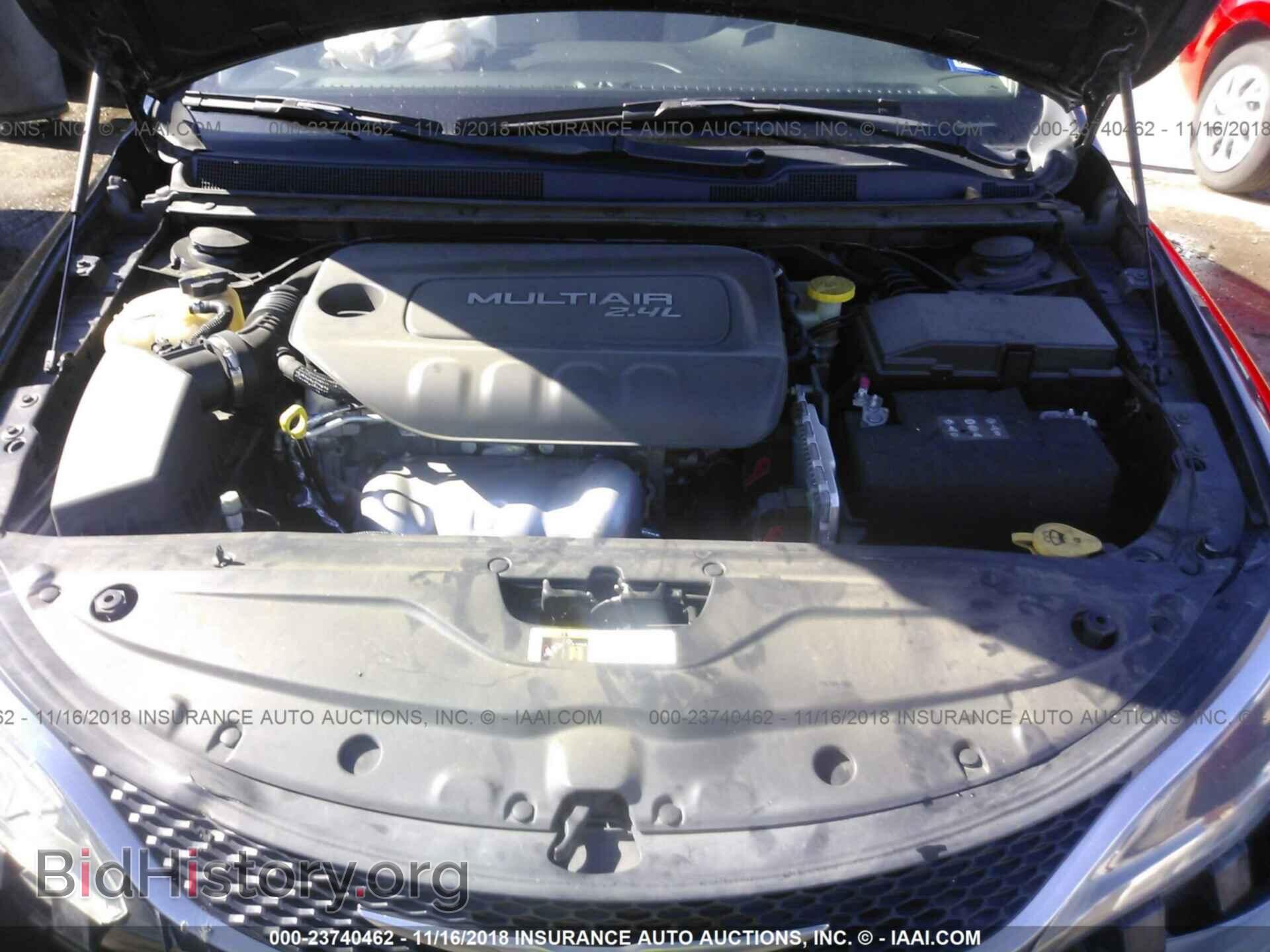 2015 CHRYSLER 200 - VIN: 1C3CCCAB4FN666302 - Фото 10