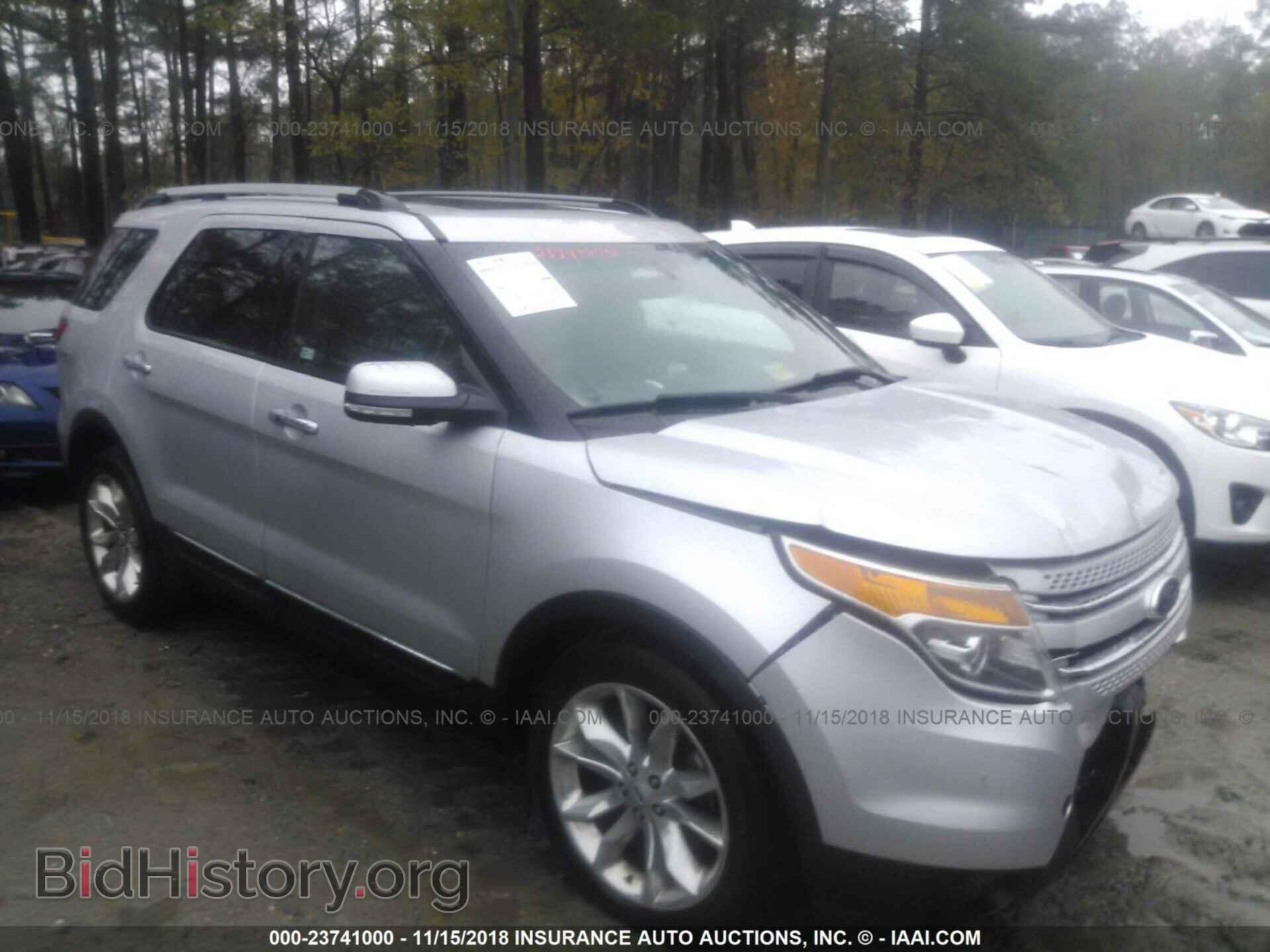 Photo 1FM5K7F89DGB32401 - Ford Explorer 2013
