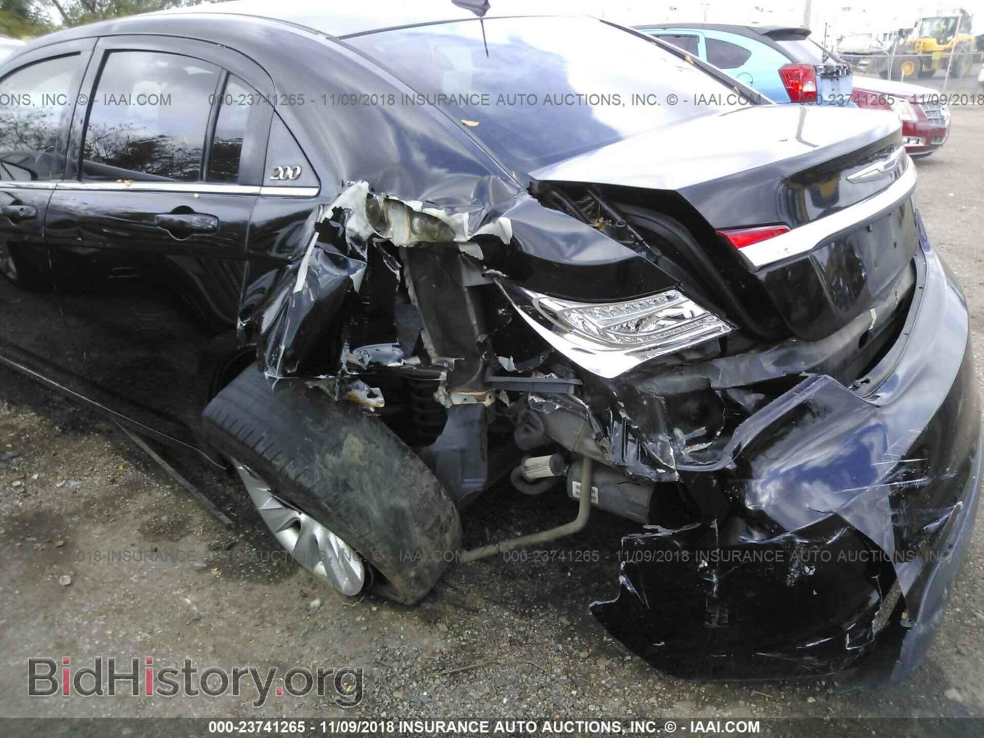 2012 CHRYSLER 200 - VIN: 1C3CCBAB8CN167024 - Фото 6