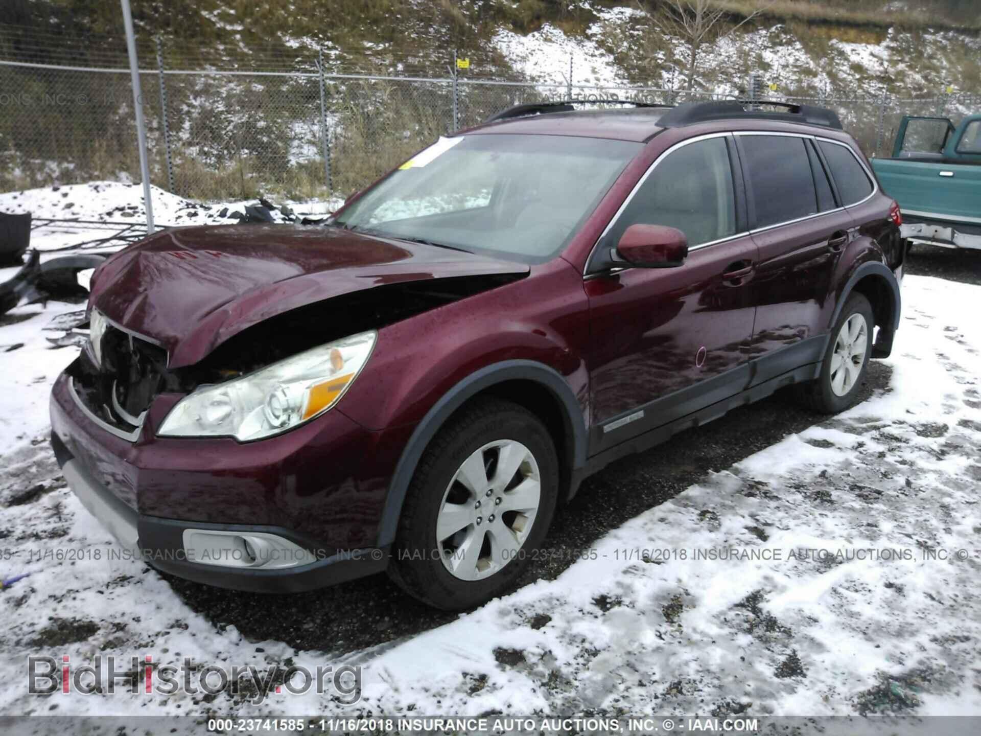 2011 Subaru Outback - VIN: 4S4BRELC4B2396406 - Фото 2