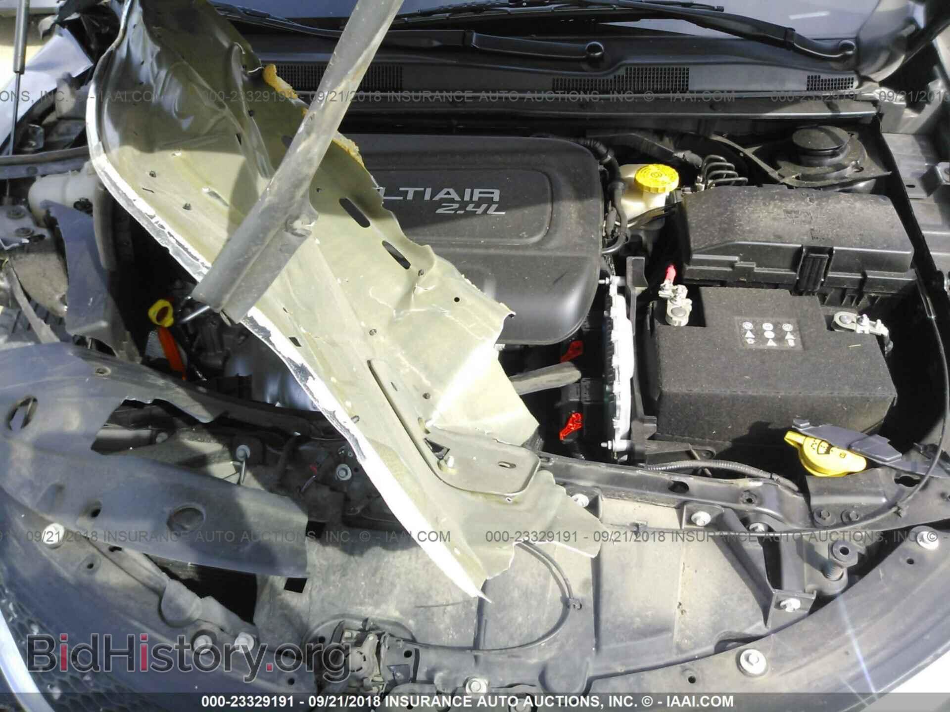 2015 CHRYSLER 200 - VIN: 1C3CCCAB4FN747767 - Photo 10