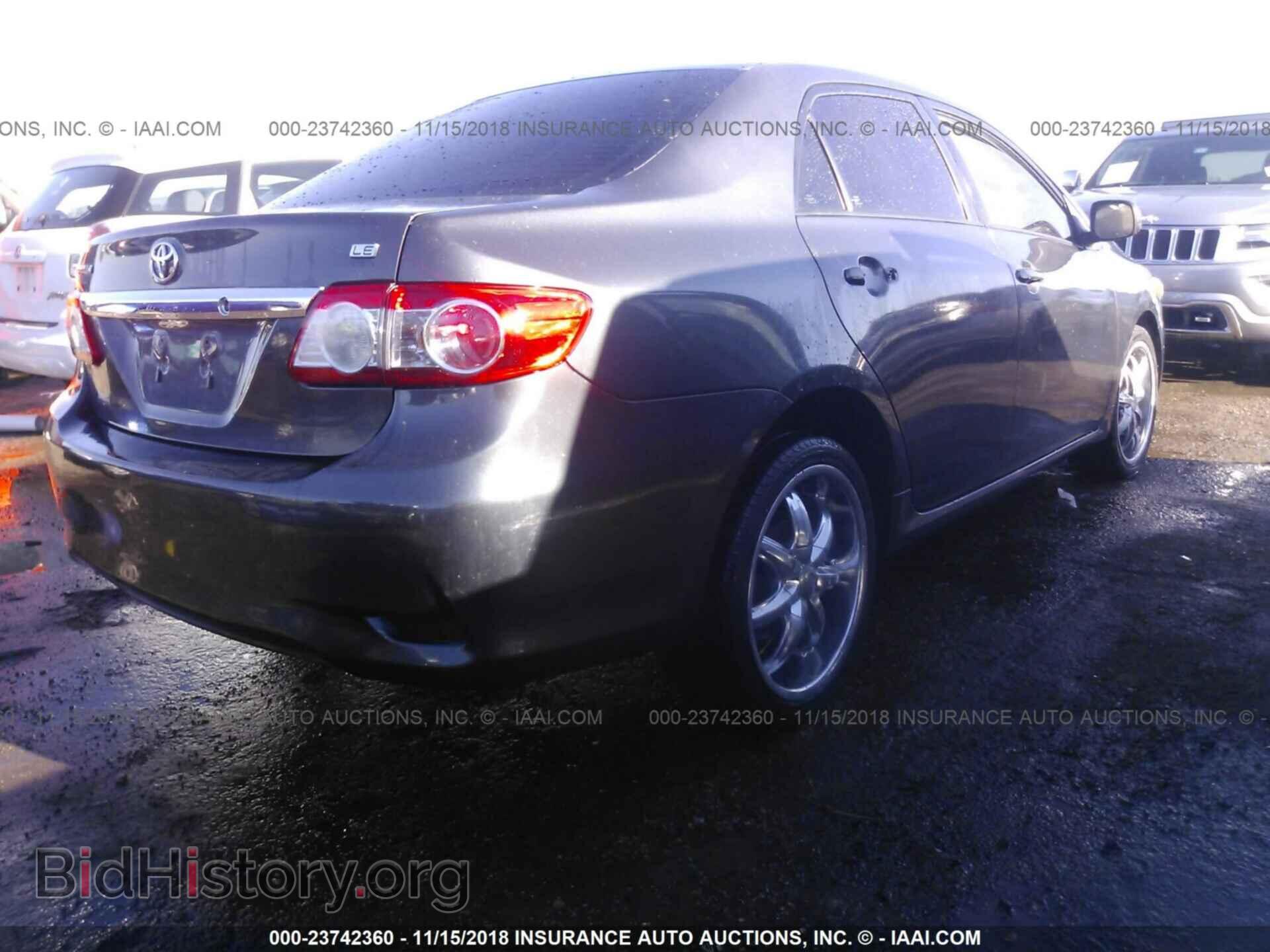 2011 Toyota Corolla - VIN: 2T1BU4EEXBC610974 - Photo 4