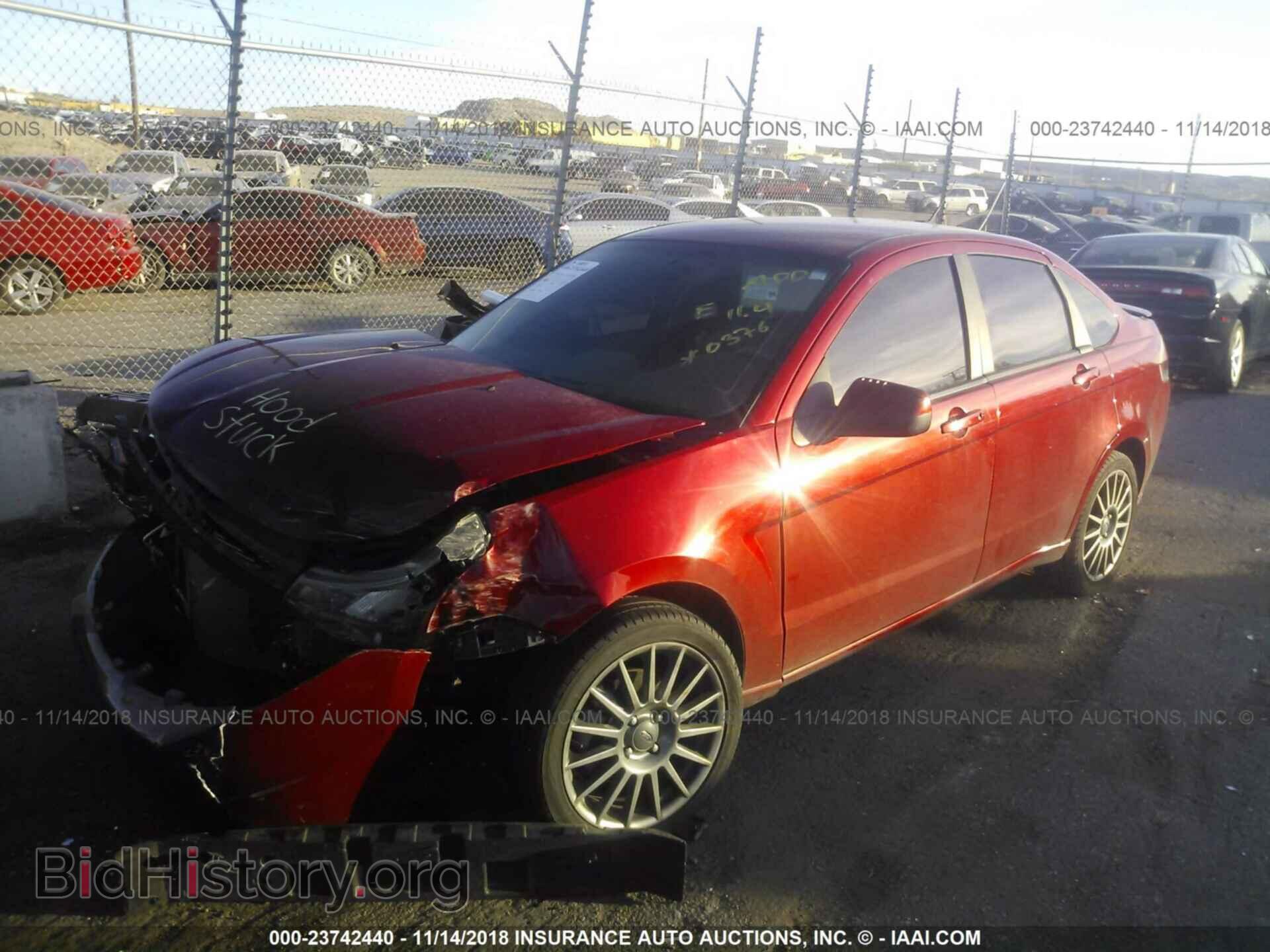 2011 FORD FOCUS - VIN: 1FAHP3GN0BW180376 - Фото 2