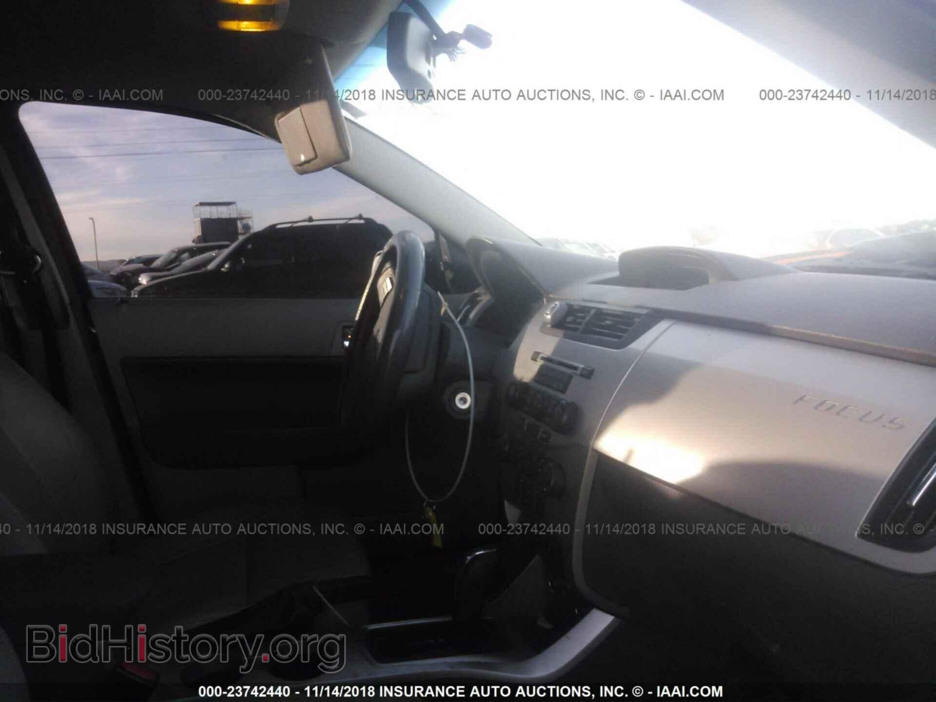 2011 FORD FOCUS - VIN: 1FAHP3GN0BW180376 - Фото 5