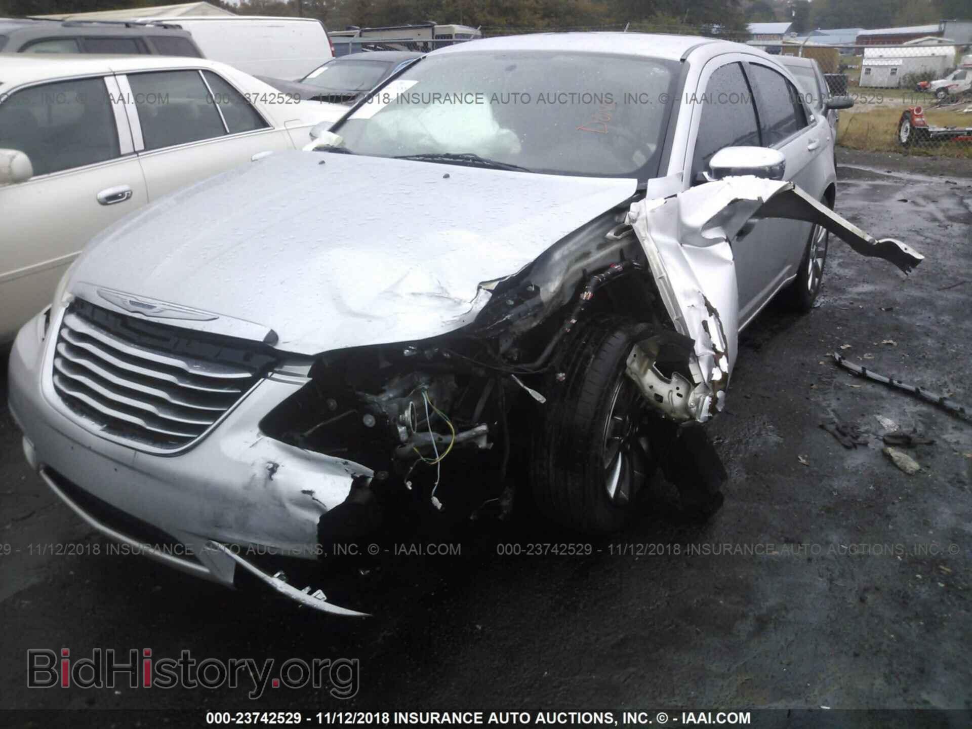 2011 Chrysler 200 - VIN: 1C3BC1FB6BN536329 - Photo 6