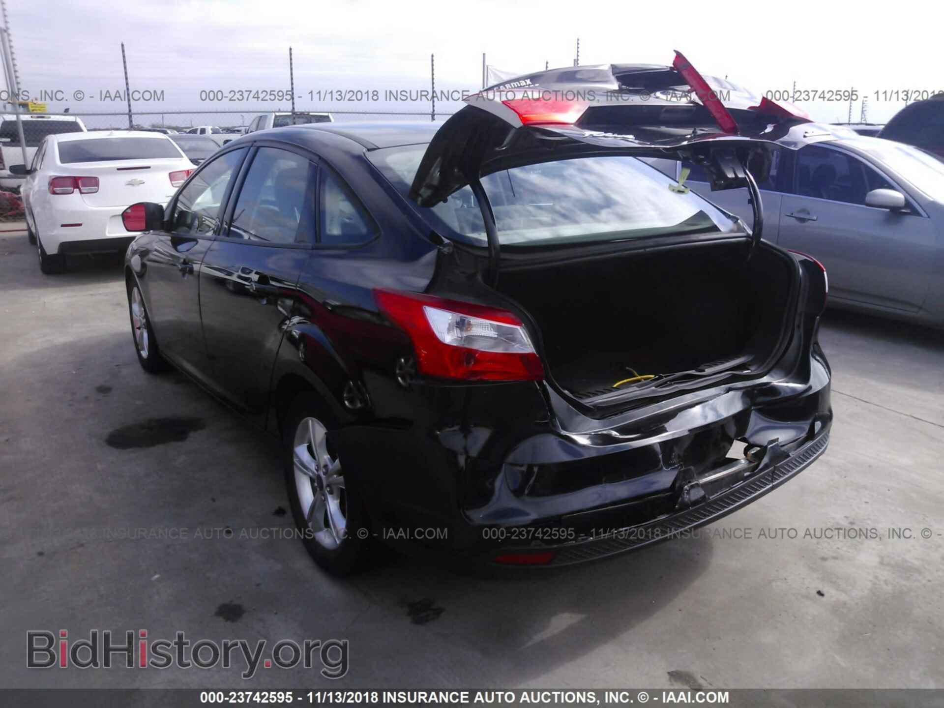 2013 Ford Focus - VIN: 1FADP3F26DL344367 - Photo 3