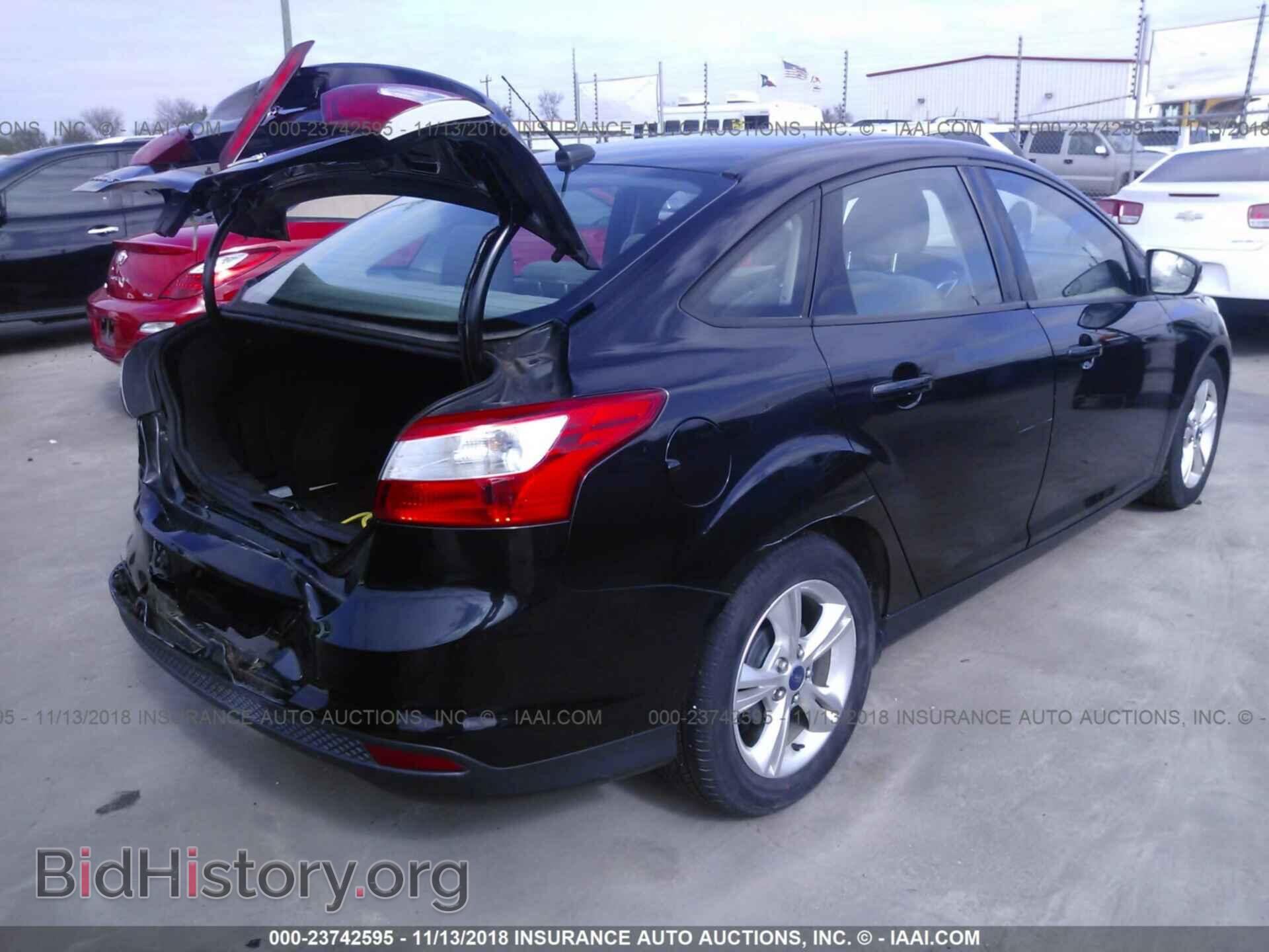 2013 Ford Focus - VIN: 1FADP3F26DL344367 - Photo 4