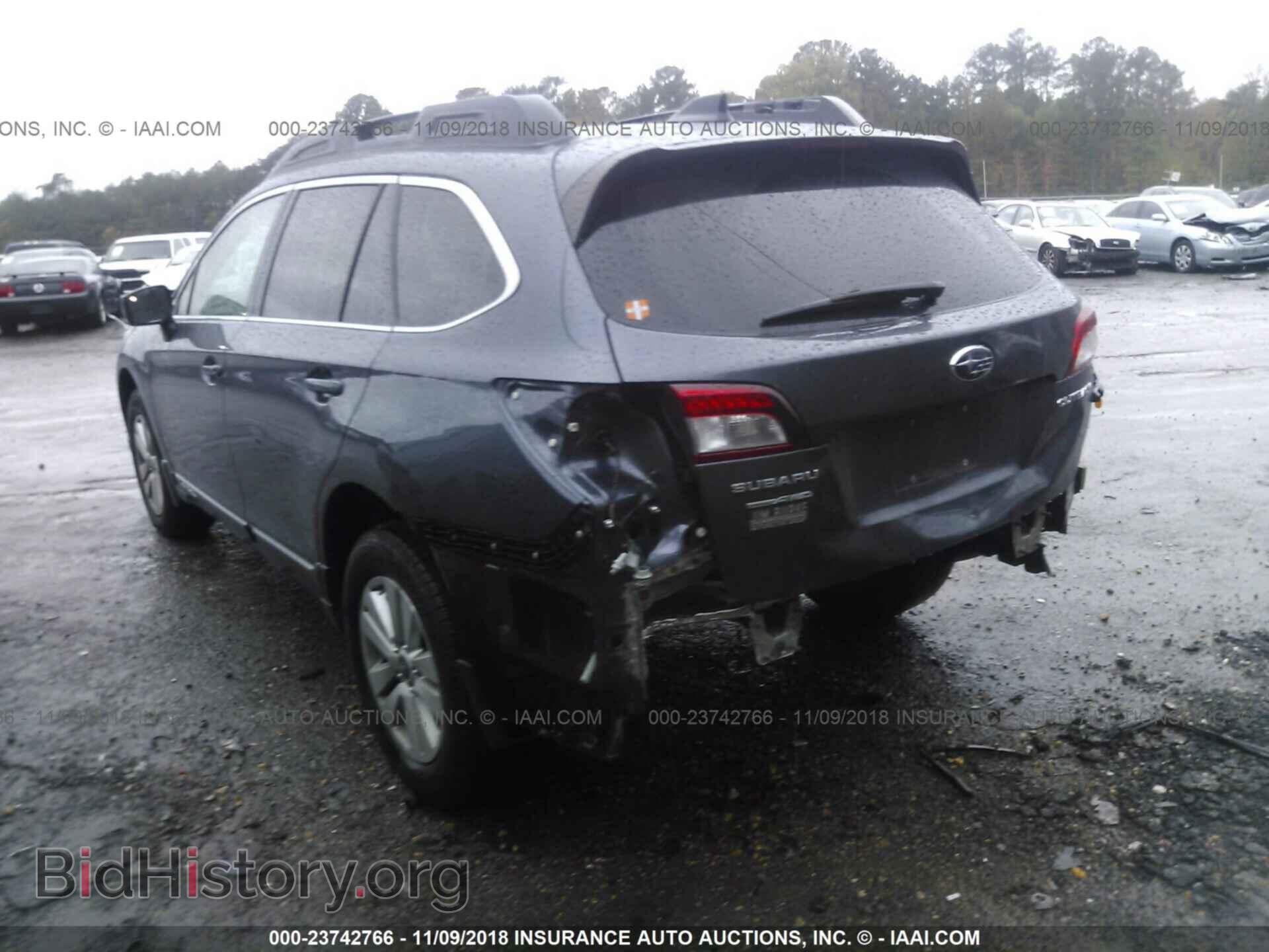 2016 Subaru Outback - VIN: 4S4BSBDC5G3230737 - Фото 3