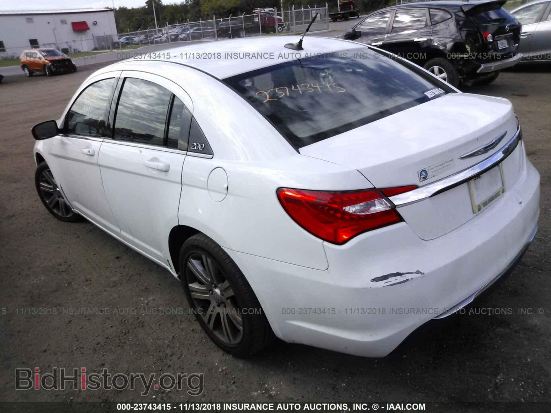 2013 CHRYSLER 200 - VIN: 1C3CCBAB7DN704693 - Фото 3
