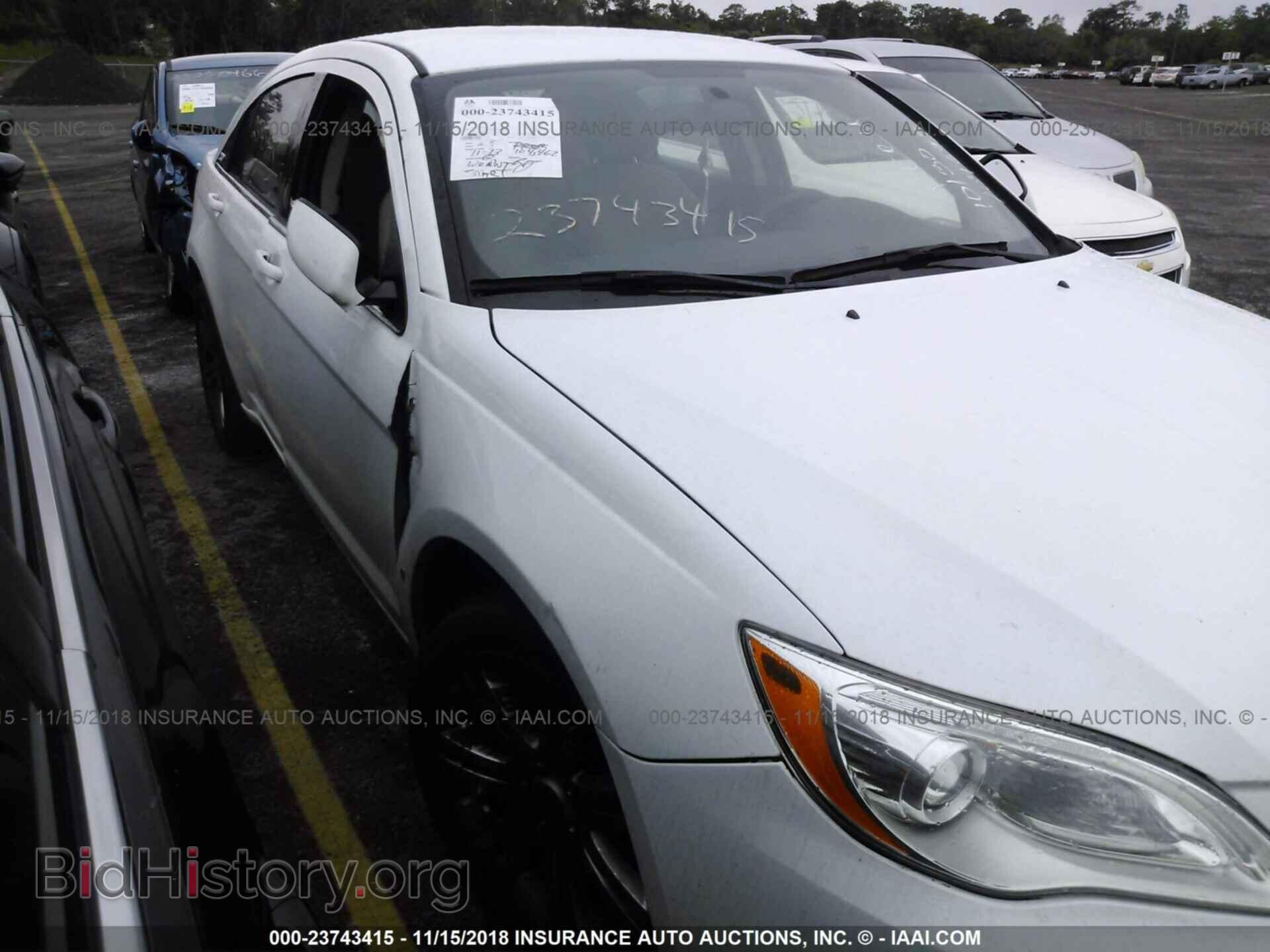 2013 CHRYSLER 200 - VIN: 1C3CCBAB7DN704693 - Фото 6