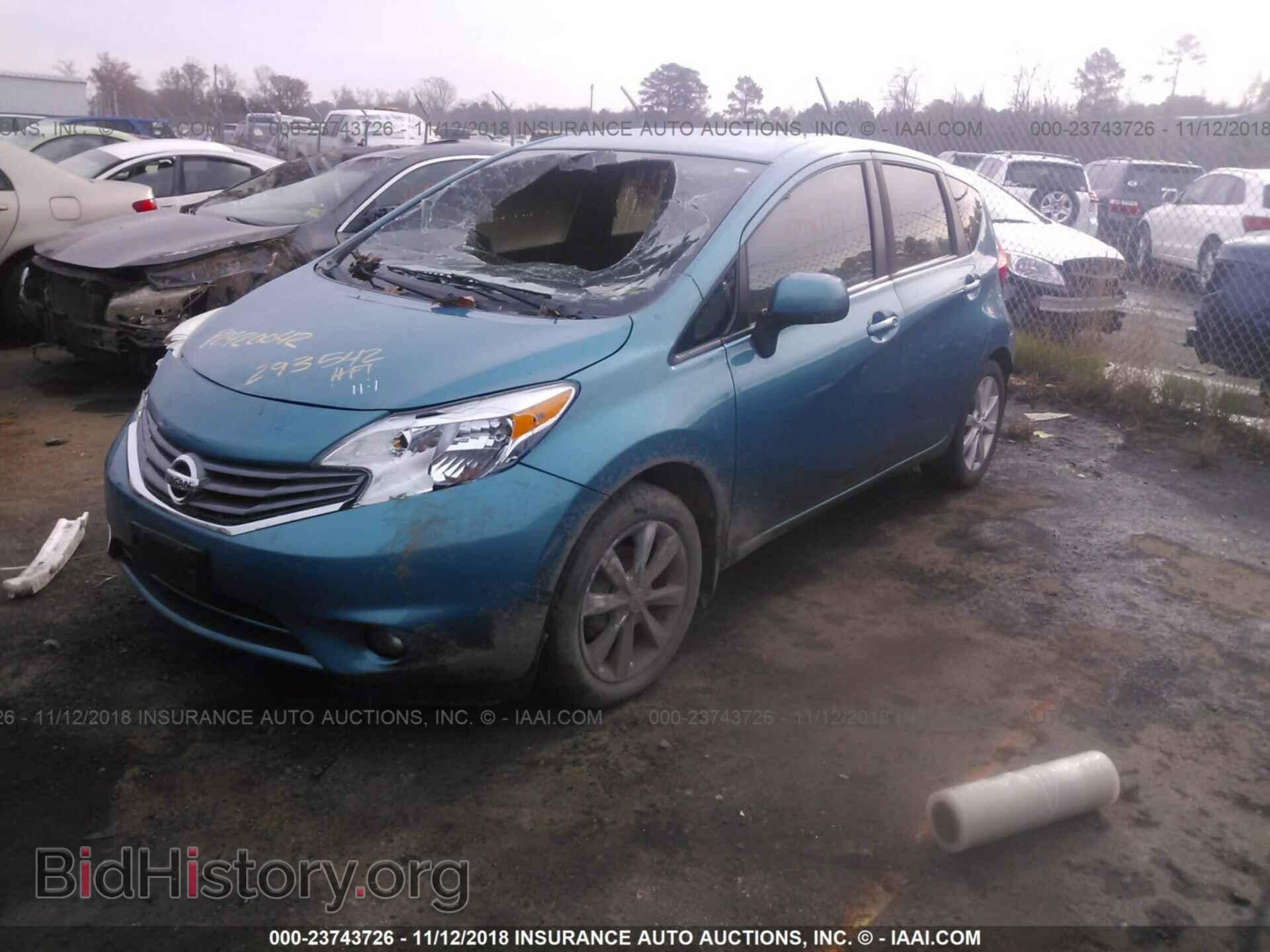 2014 Nissan Versa note - VIN: 3N1CE2CP1EL358983 - Photo 2