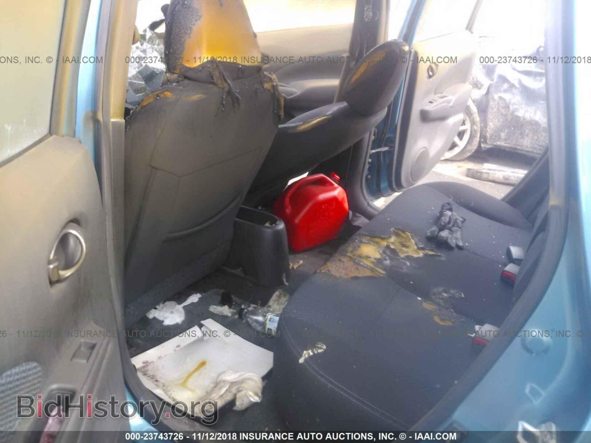 2014 Nissan Versa note - VIN: 3N1CE2CP1EL358983 - Photo 8
