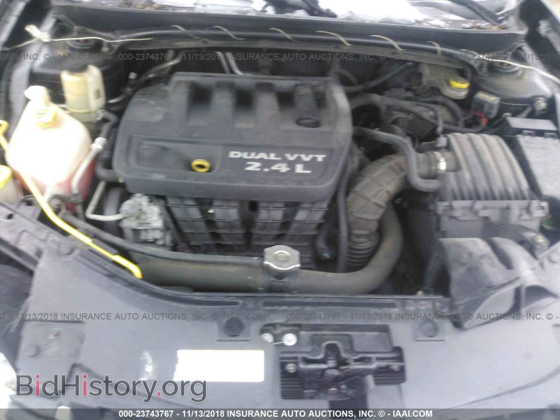 2011 Chrysler 200 - VIN: 1C3BC4FB0BN566699 - Фото 10