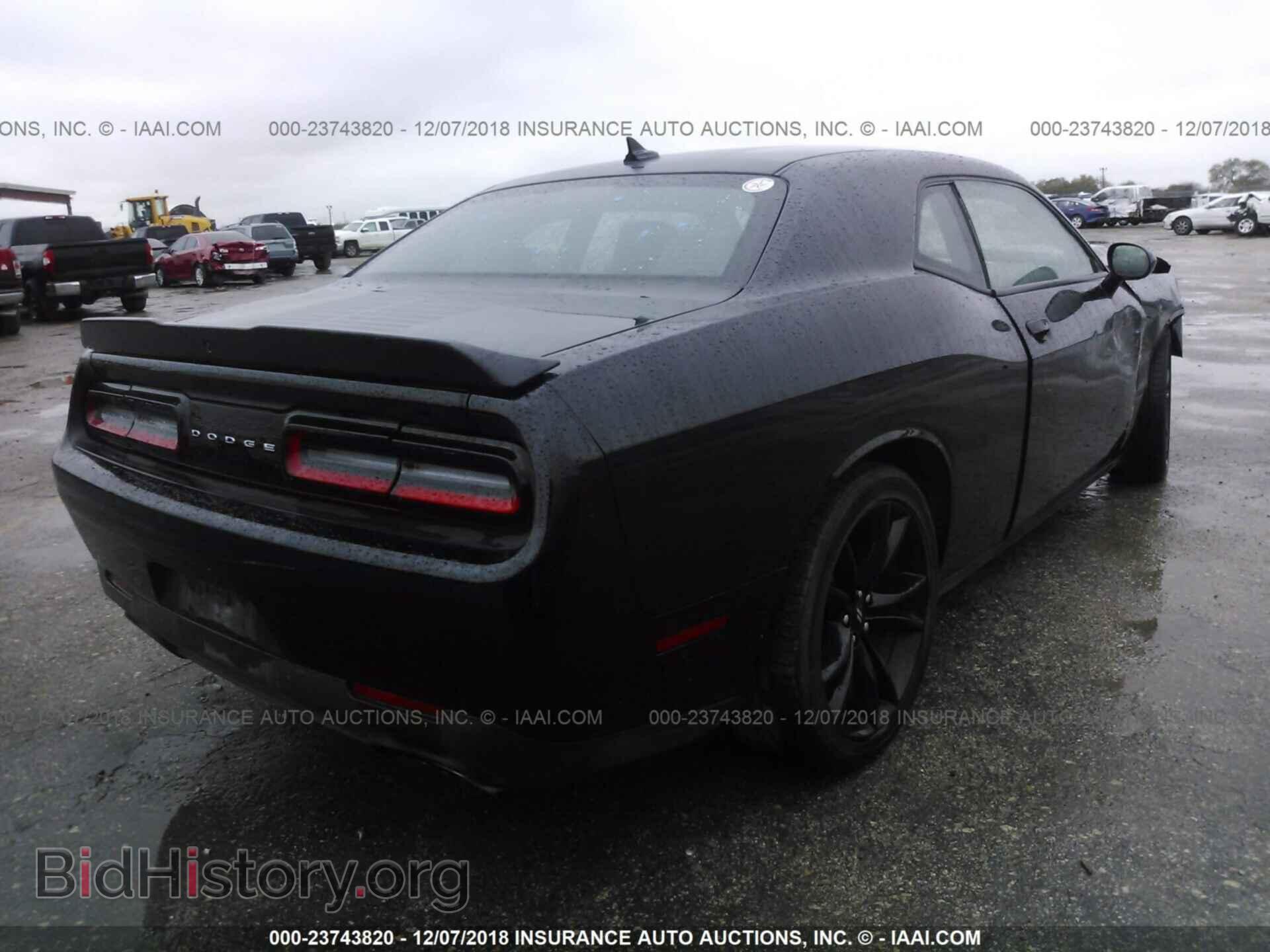 2017 Dodge Challenger - VIN: 2C3CDZBTXHH522496 - Photo 4
