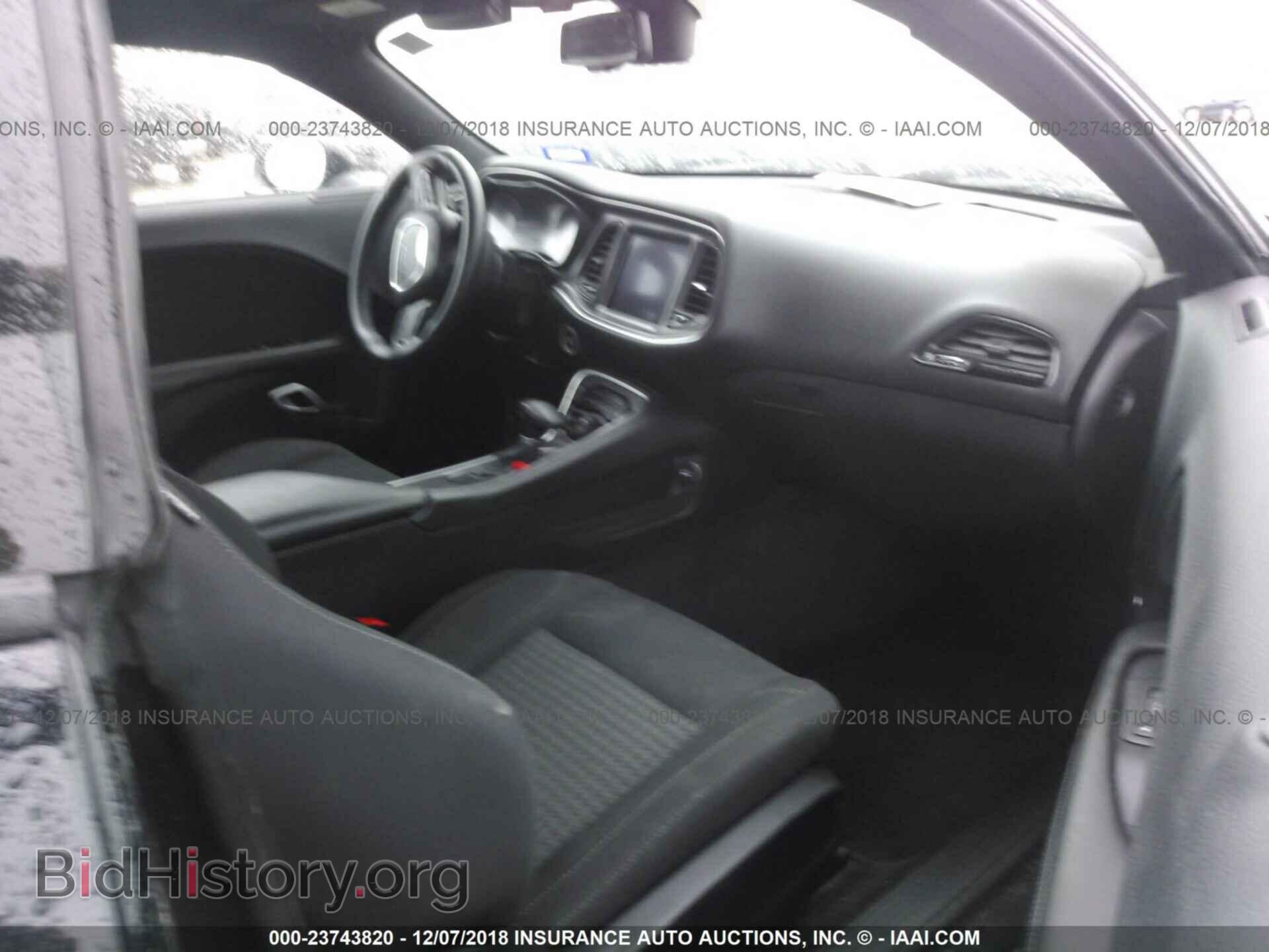 2017 Dodge Challenger - VIN: 2C3CDZBTXHH522496 - Photo 5