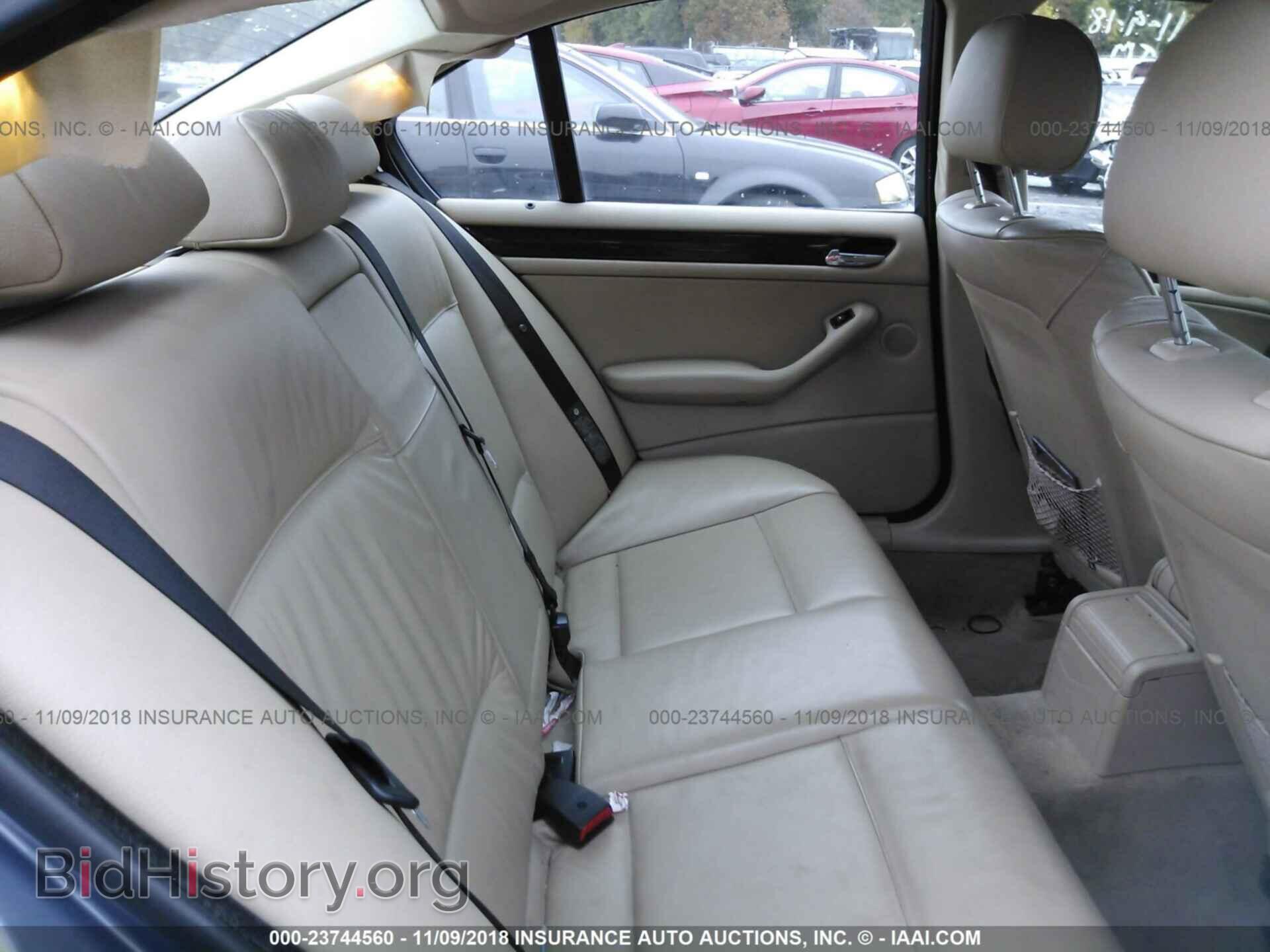 2003 BMW 330 - VIN: WBAEW53443PG23505 - Фото 8