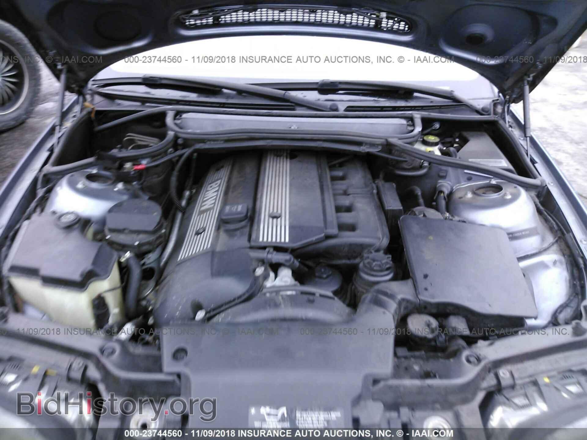 2003 BMW 330 - VIN: WBAEW53443PG23505 - Фото 10