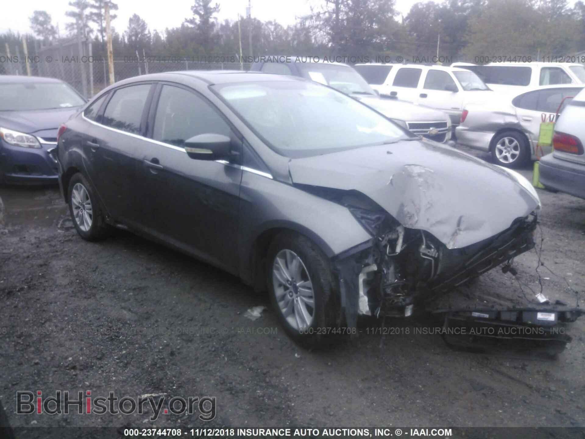 Фотография 1FAHP3H27CL331043 - Ford Focus 2012