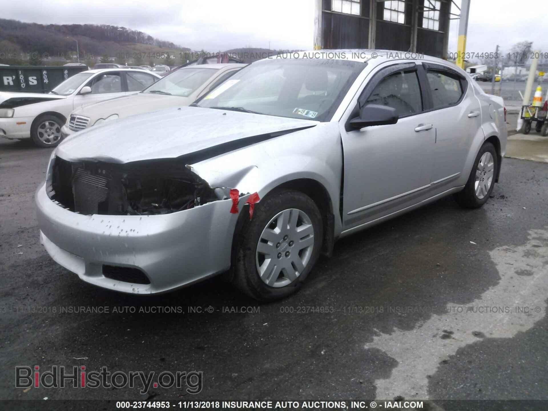 2011 Dodge Avenger - VIN: 1B3BD4FB7BN608103 - Photo 2