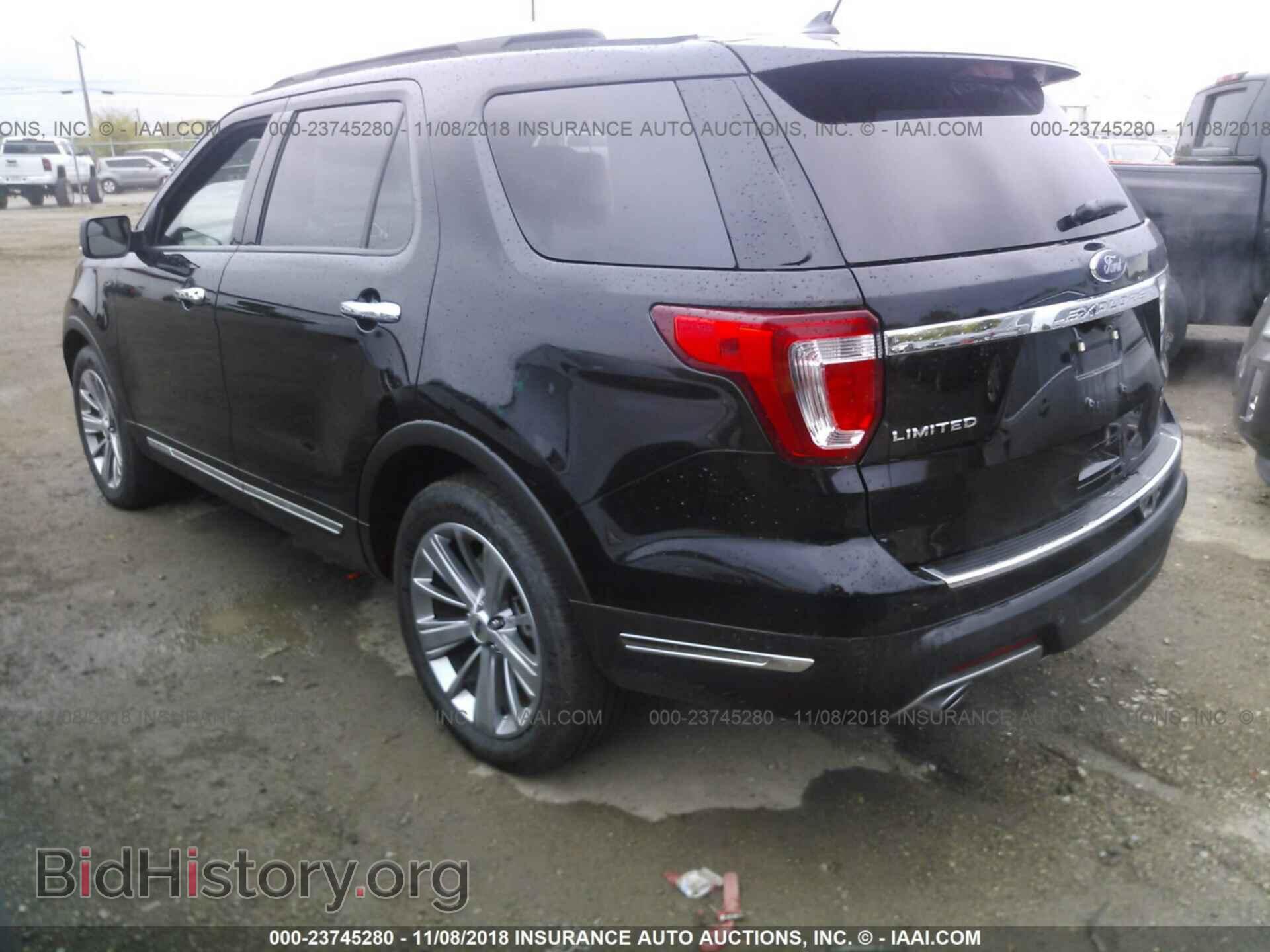 2018 Ford Explorer - VIN: 1FM5K7F84JGA82082 - Фото 3