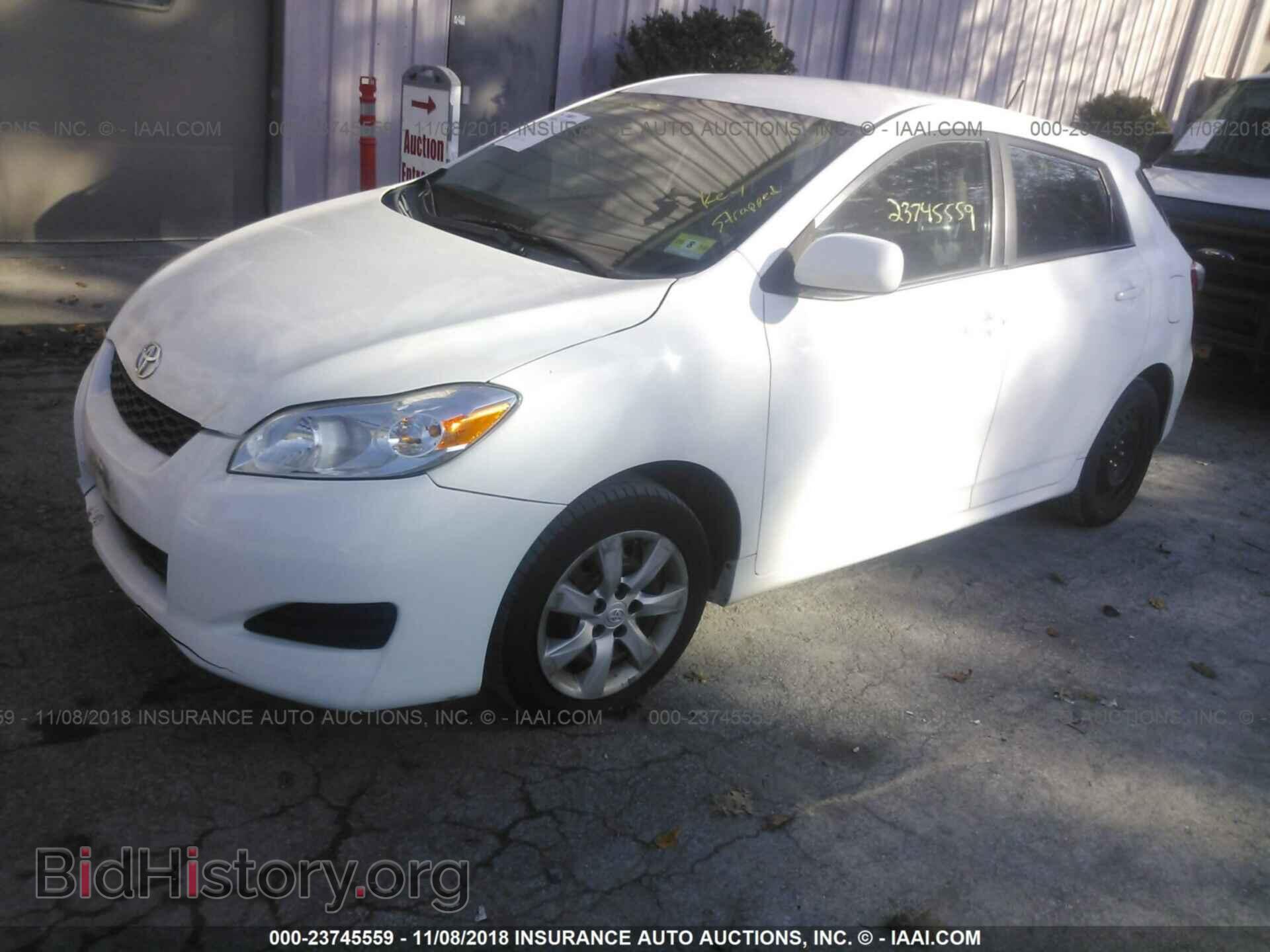 2011 Toyota Corolla - VIN: 2T1KU4EEXBC656269 - Photo 2