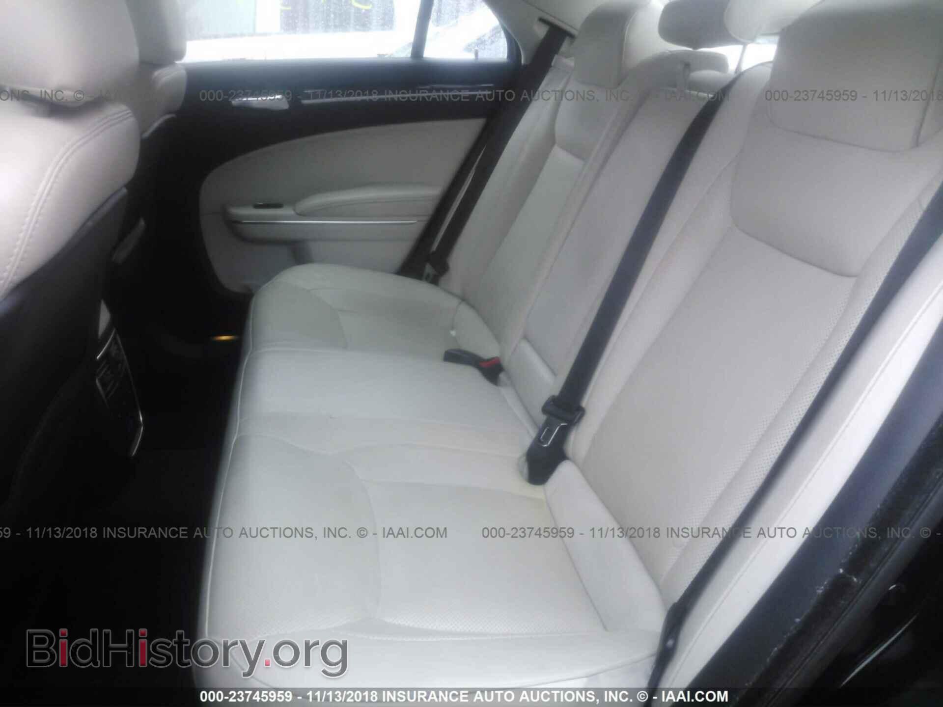 2016 CHRYSLER 300C - VIN: 2C3CCAEG3GH320360 - Фото 8