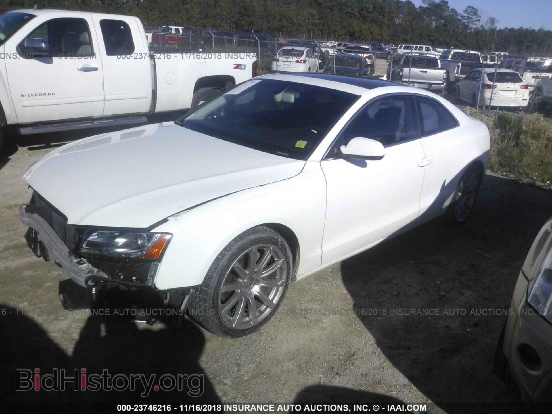 2011 AUDI A5 - VIN: WAULFAFR6BA012882 - Фото 2