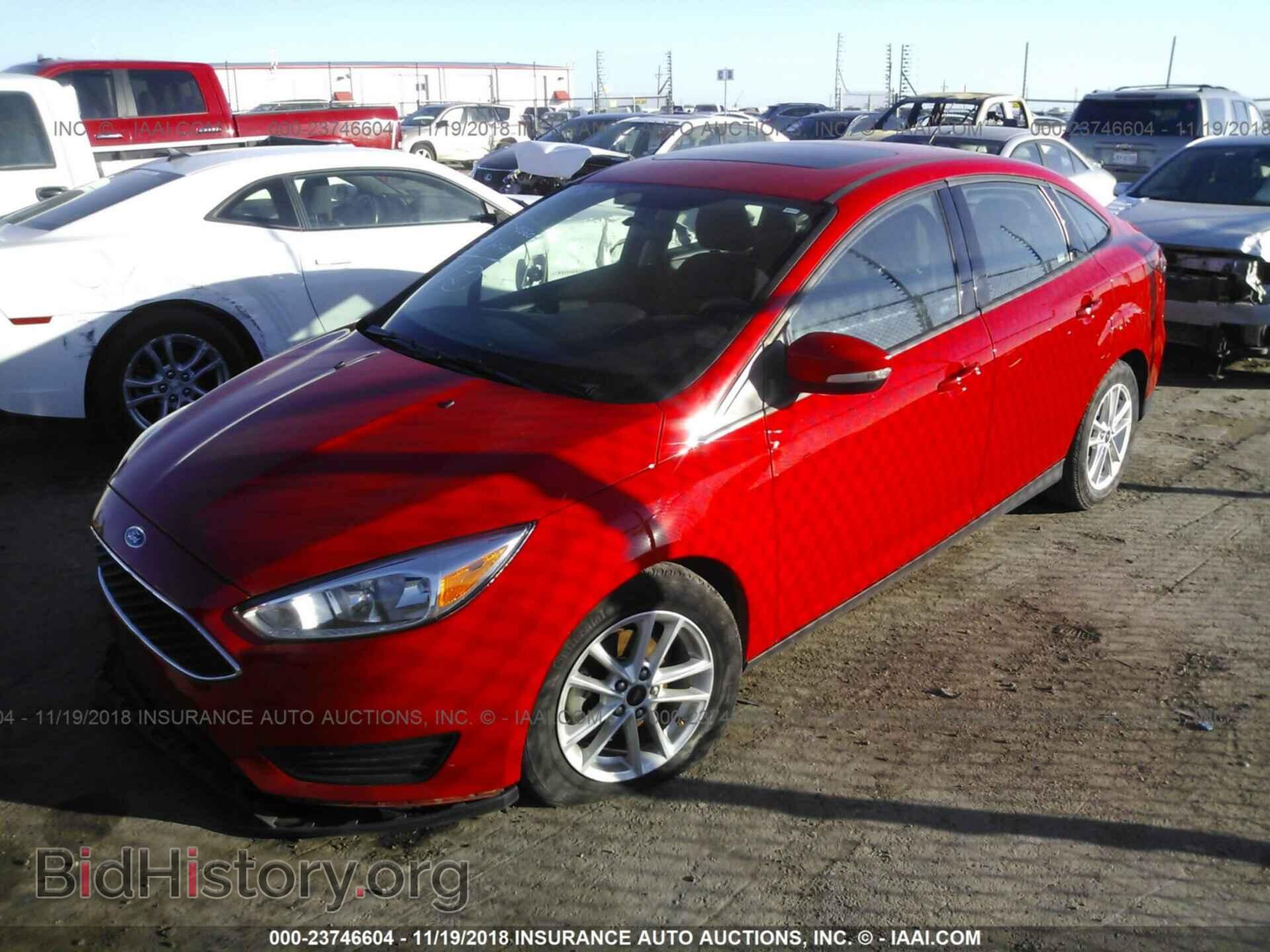 2016 Ford Focus - VIN: 1FADP3F25GL364680 - Photo 2