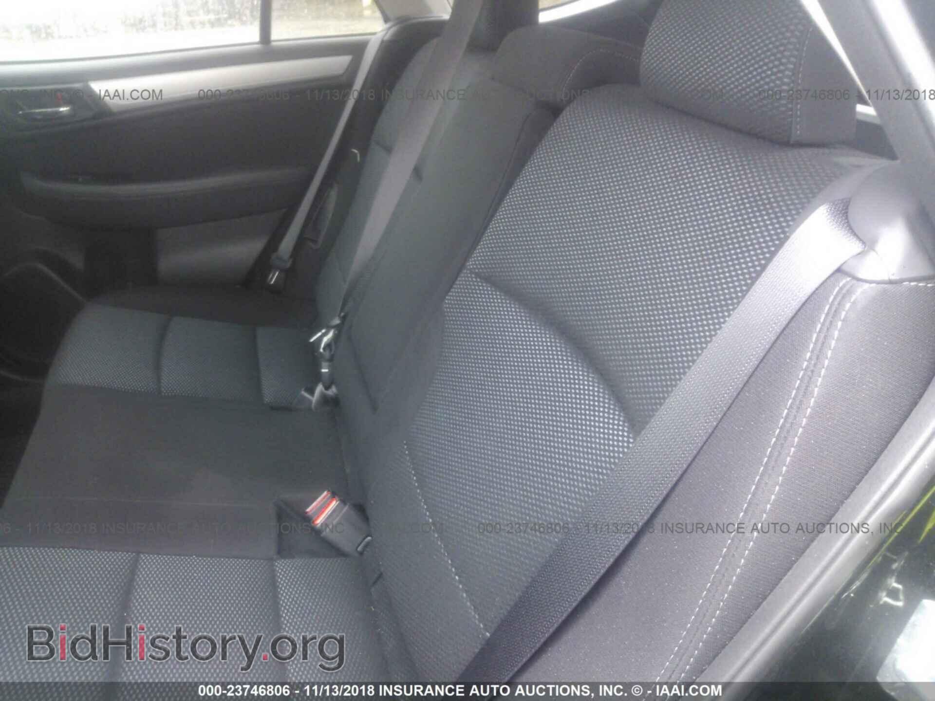 2018 Subaru Outback - VIN: 4S4BSAFC8J3234893 - Фото 8