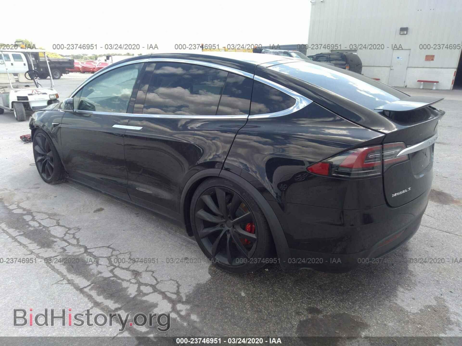 2018 Tesla Model X - VIN: 5YJXCBE47JF111340 - Photo 3