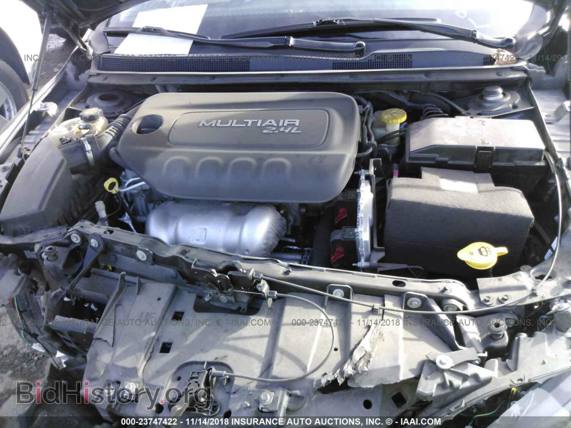 2015 CHRYSLER 200 - VIN: 1C3CCCAB8FN633044 - Фото 10