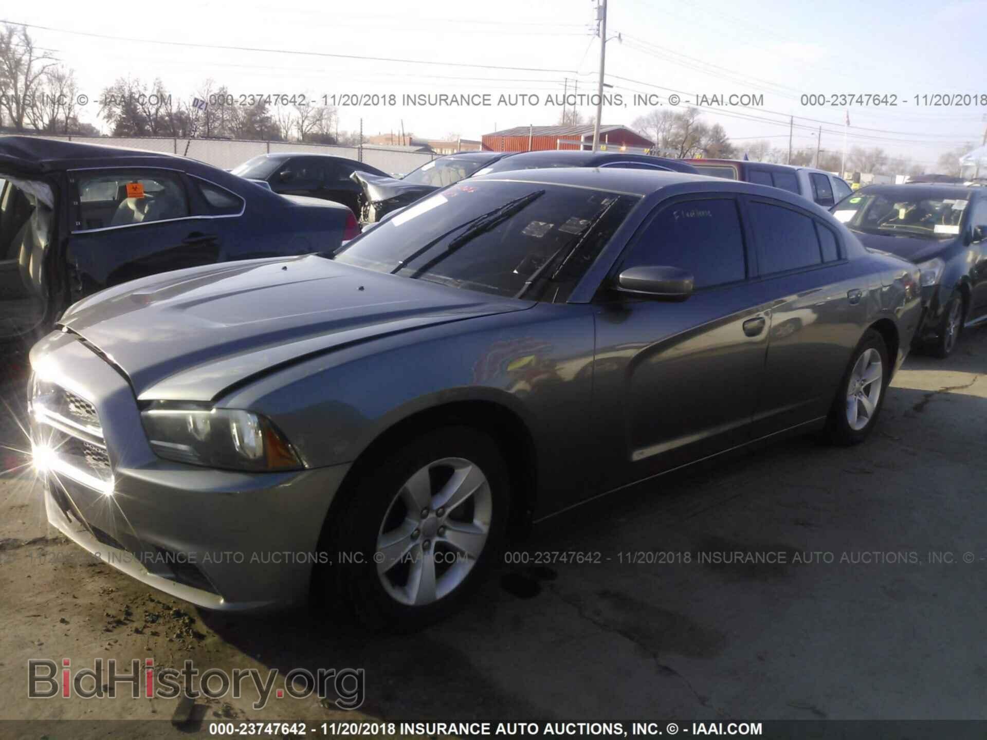 2012 Dodge Charger - VIN: 2C3CDXBG2CH207630 - Фото 2