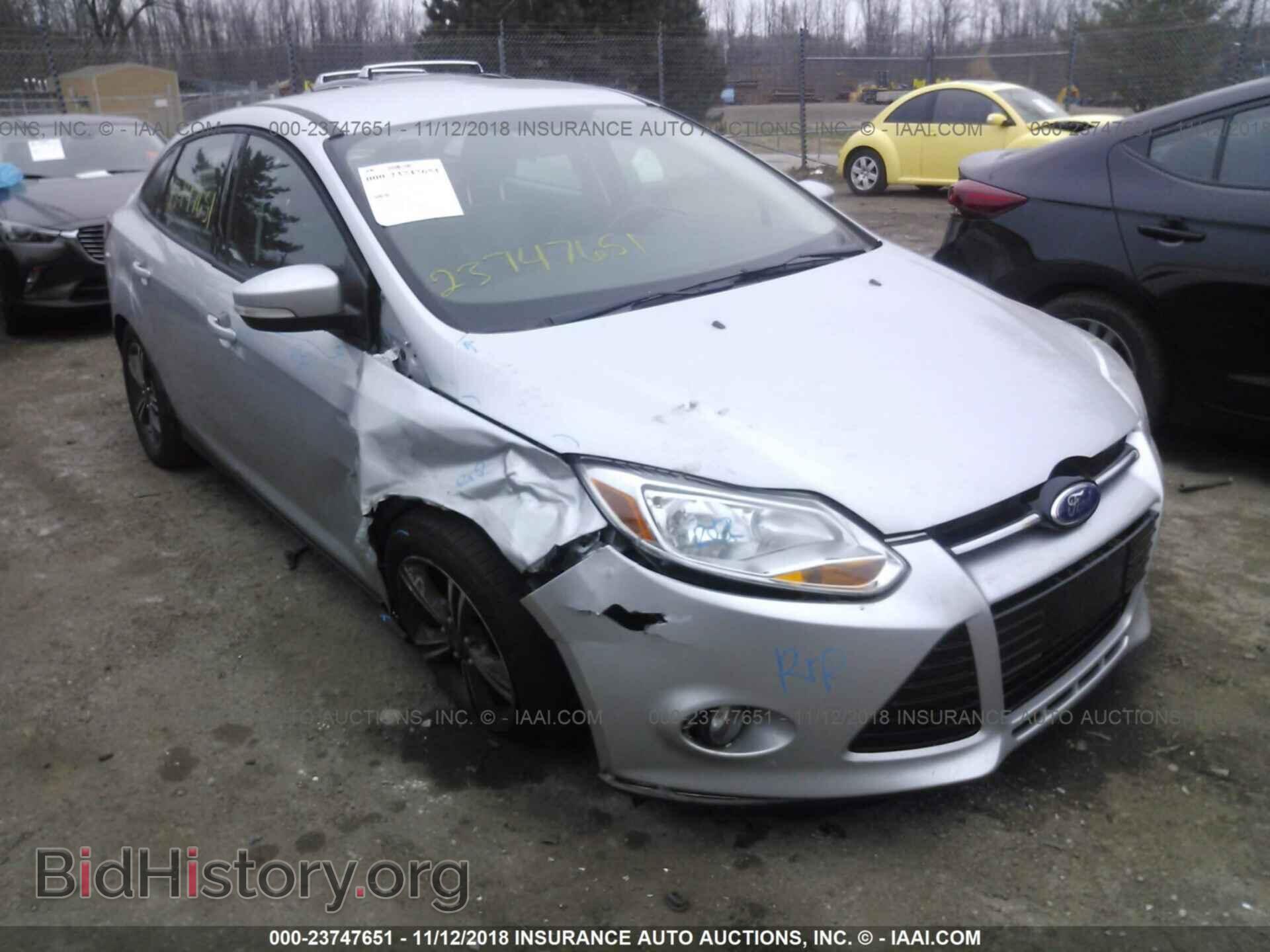 Фотография 1FAHP3F23CL225482 - Ford Focus 2012
