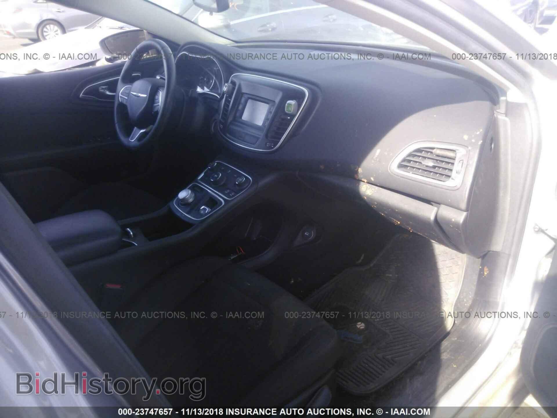 2016 Chrysler 200 - VIN: 1C3CCCAB5GN164688 - Фото 5