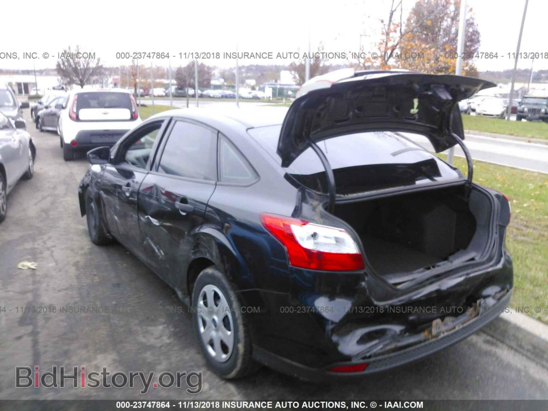 2012 Ford Focus - VIN: 1FAHP3E22CL474955 - Photo 6